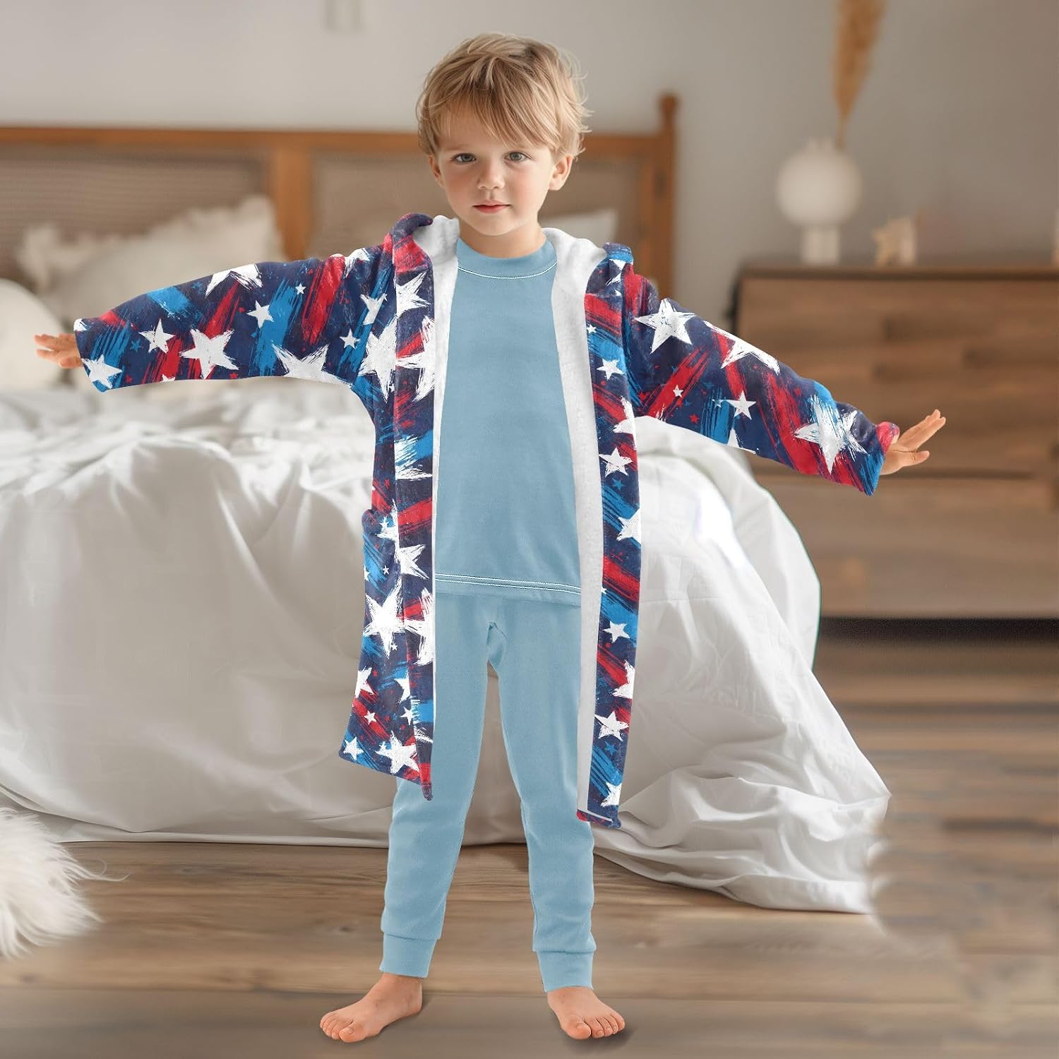 Cool Stars Pattern Toddler Hooded Bathrobe for Boys Girls Soft Plush Bath Towel Robe 2-12 Years