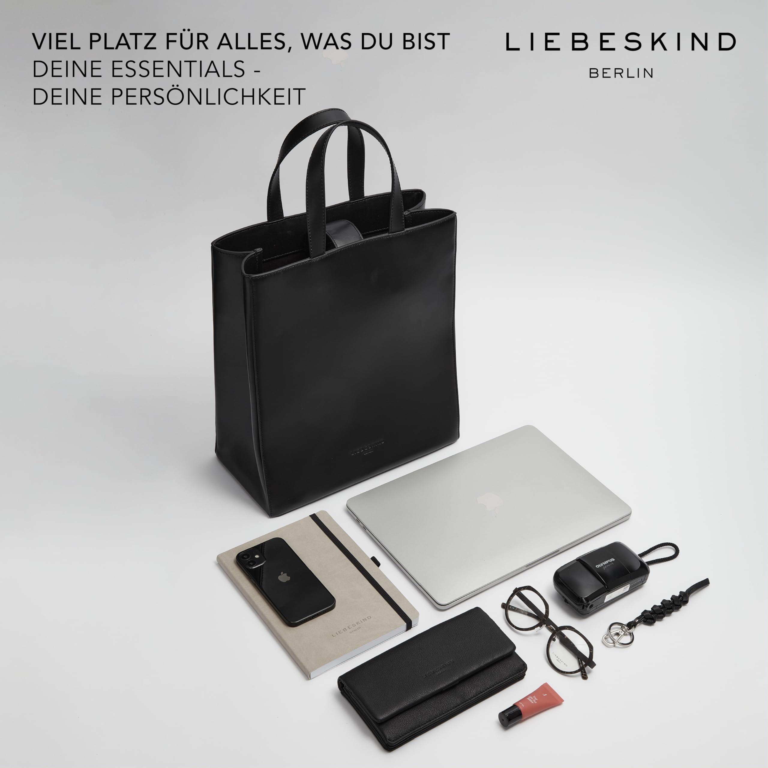 Liebeskind Berlin „Paper Bag M“ – Tote Tasche aus Leder mit Jacquard-Schultergurt und Logodetails – Damen-Tasche – Leder Handtasche Damen – Women’s Tote Bag