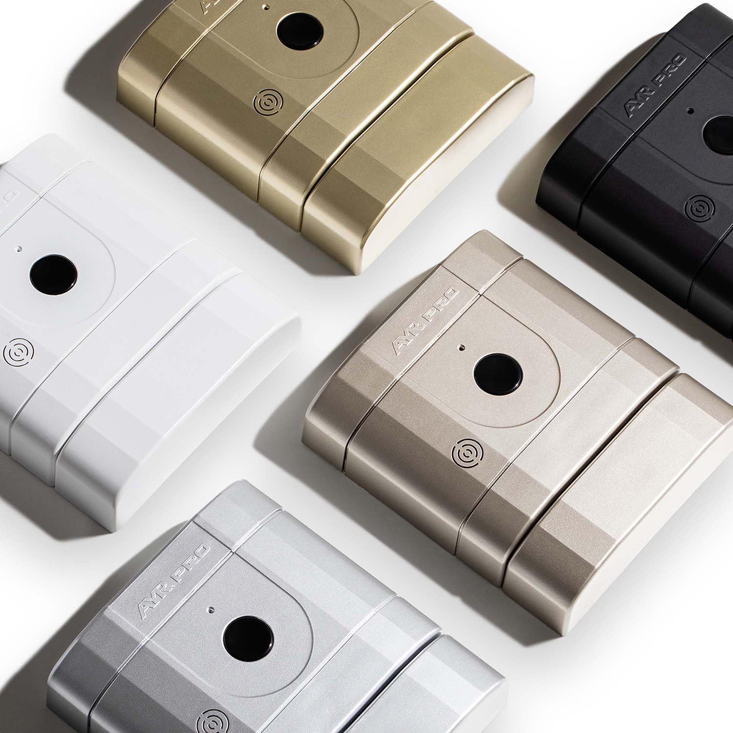 AYR Lock pro - Cerradura Inteligente Invisible de Alta Seguridad con Alarma, Control por APP Integra y Bluetooth, Antibumping y Antiganzúa, No Incluye Mandos [Negro mate]