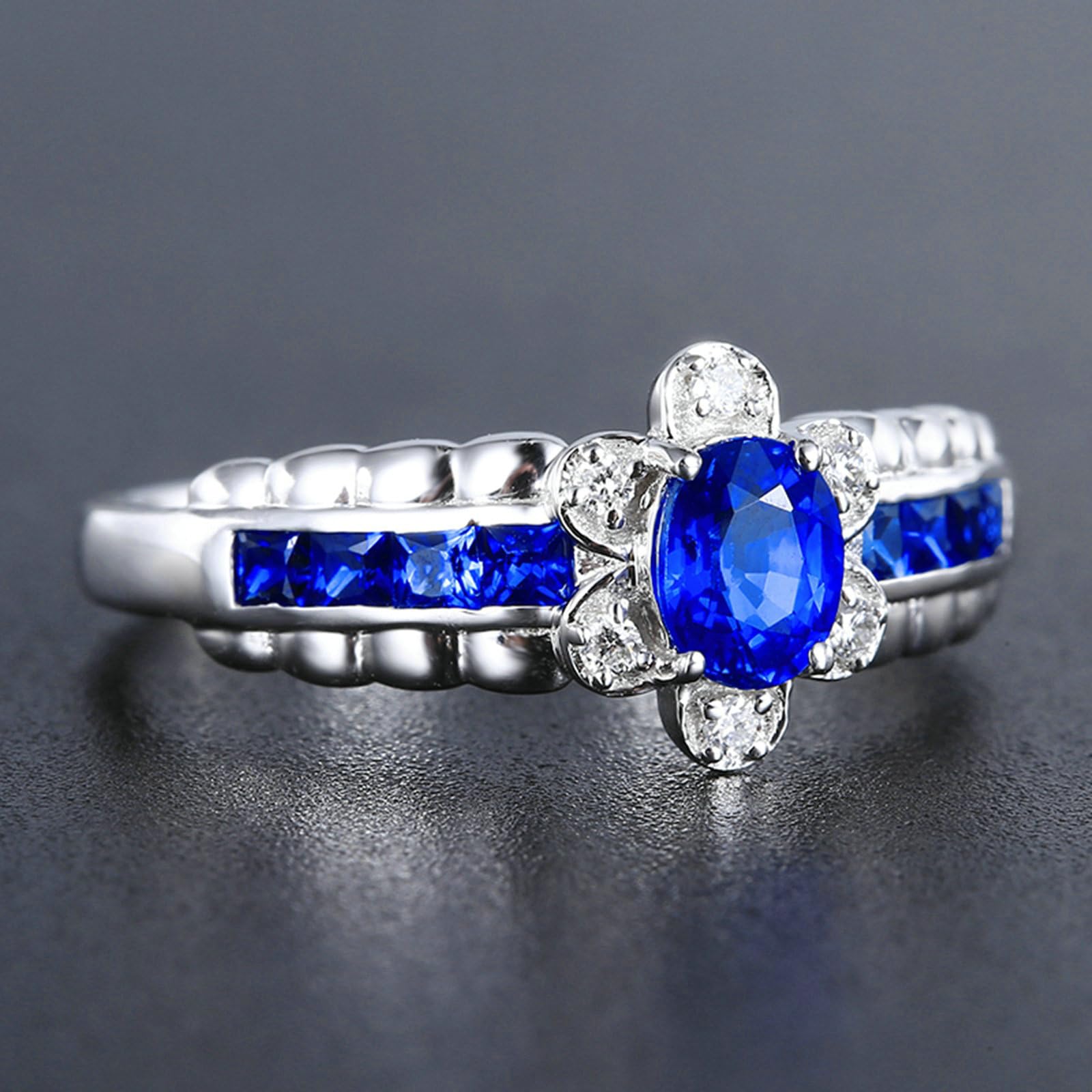 Anello Oro Bianco Donna 14K, Anelli Fidanzamento Donna Elegante Fiore Zaffiro Blu Sintetico da 1.04ct e Moissanite da 0.06ct Anello per Mamma, Fidanzata, Sposa Oro Bianco