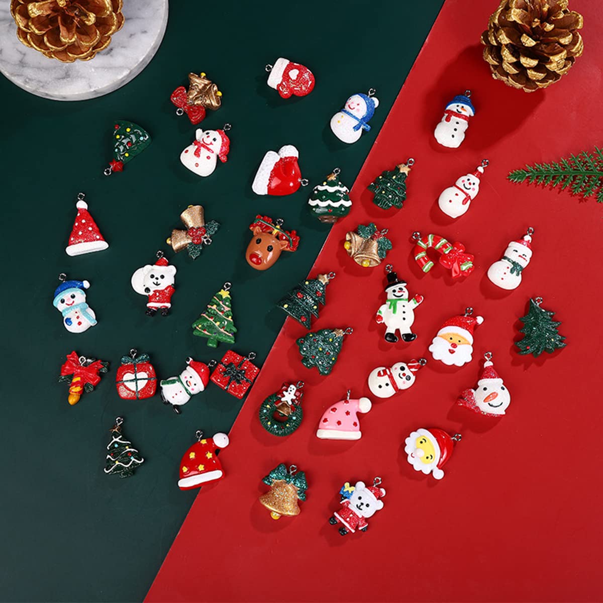 Décorations De Noël Miniatures – 39 Pièces En Résine – Père Noël, Sapin, Flocons – Avec Ficelle Dorée