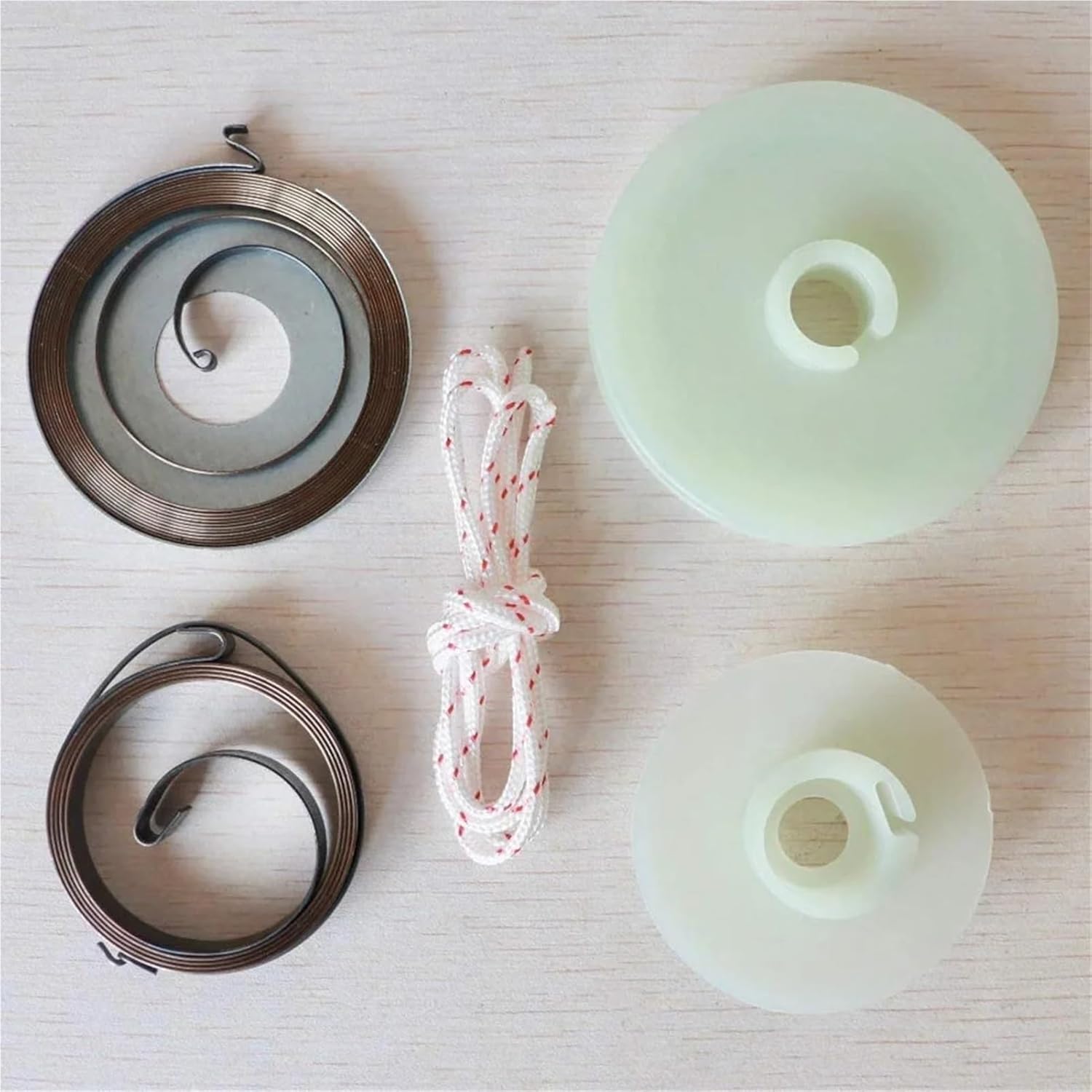 4500 5200 5800 45cc 52cc 58cc 中国製チェーンソー イージースターター リコイルスプリング プーリーロー Amazon |  リコイルスタータープーリースプリング修理キット ゼノアコマツ G2500 2500 25cc チェーンソー チェーンソー スペア用 刈払機パーツ |  草刈機・刈払機 ... 5200 5800 52Cc 58Cc 中国製チェーンソー用 イージースターター リコイルスプリング プーリーロープ 修理キット ガ