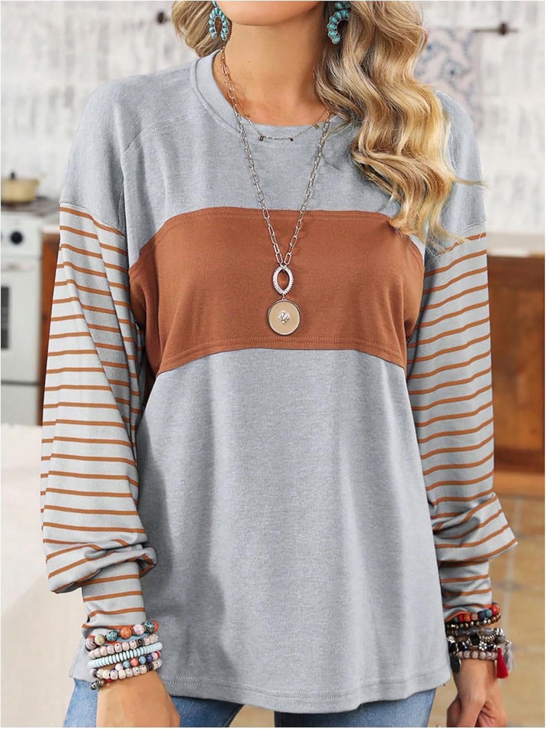 WDIRARA Women's Striped Color Block T Shirts Lantern Long Sleeve Crew Neck Tee Tops - Image 4