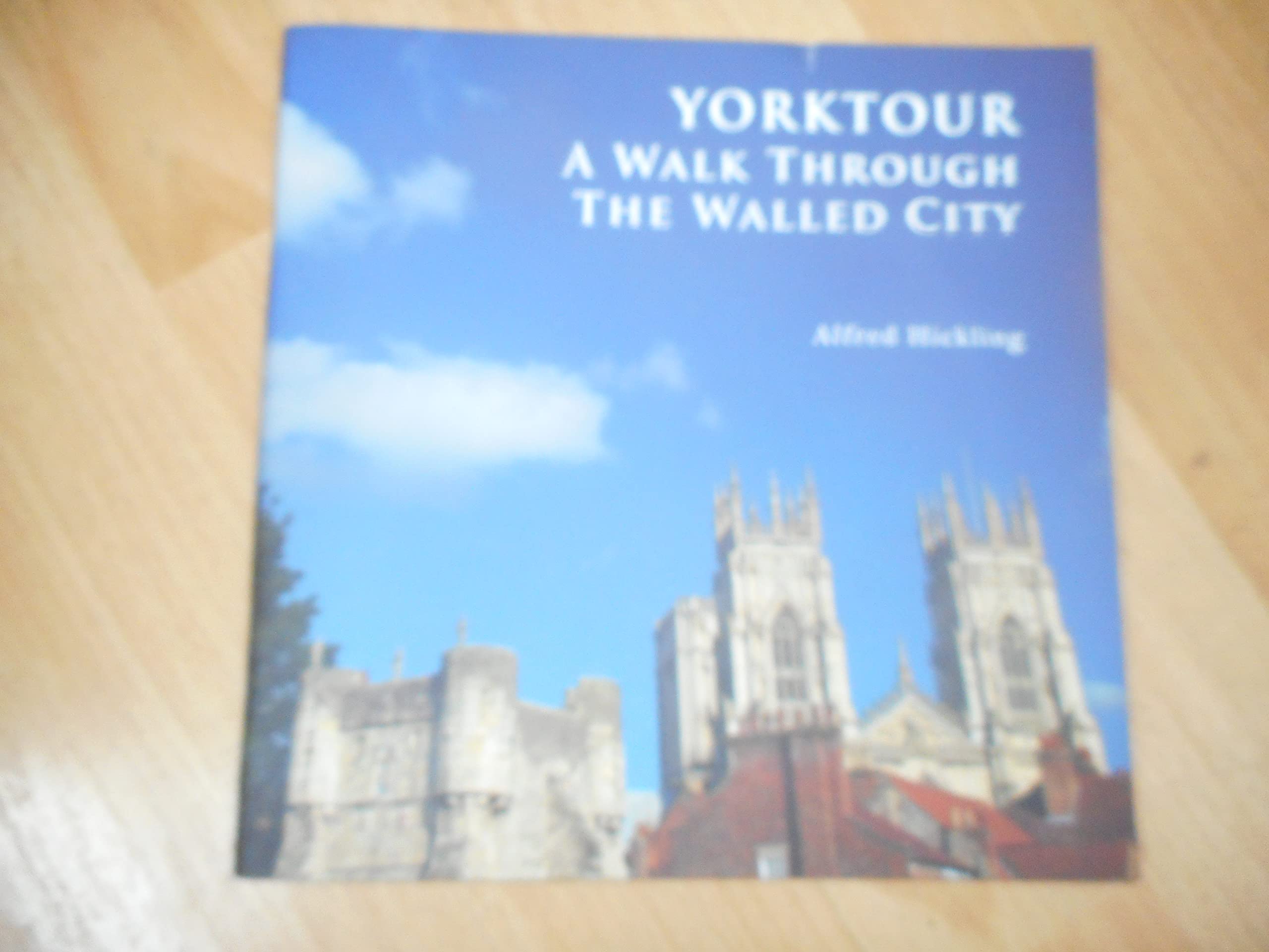 Yorktour: A Walk Through The walled City