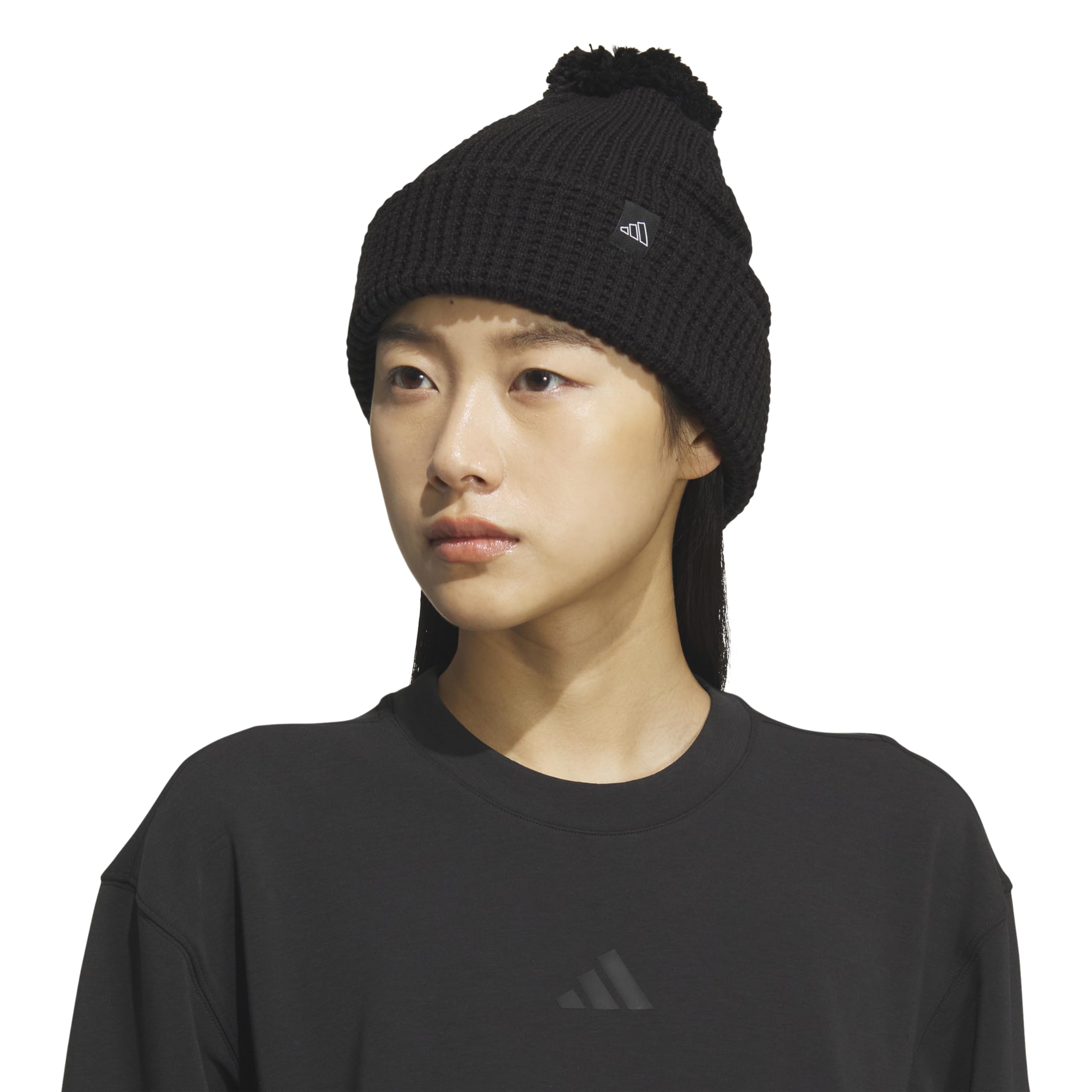 adidas Czapka bucket Kobiety Pom Ballie Beanie, Cuffed Winter Hat/Cap With Pompom Fuzzy Ball