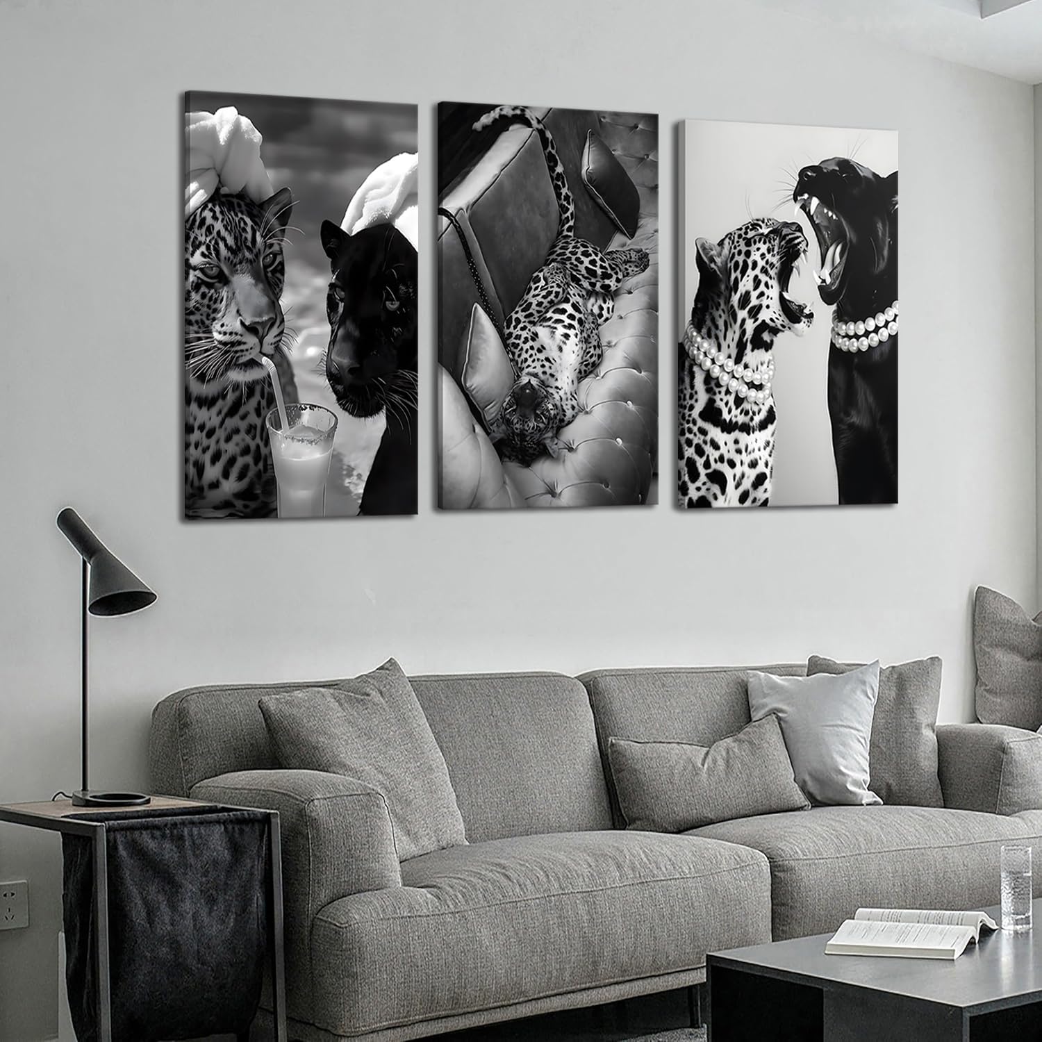 Black and White Cheetah Canvas Wall Art Fashion Cheetah Drinking Cocktail Vintage Trendy Wild Leopard Painting Picture Wall Decor for Apartment Poster Bedroom Living Room Corridor Home Decoration