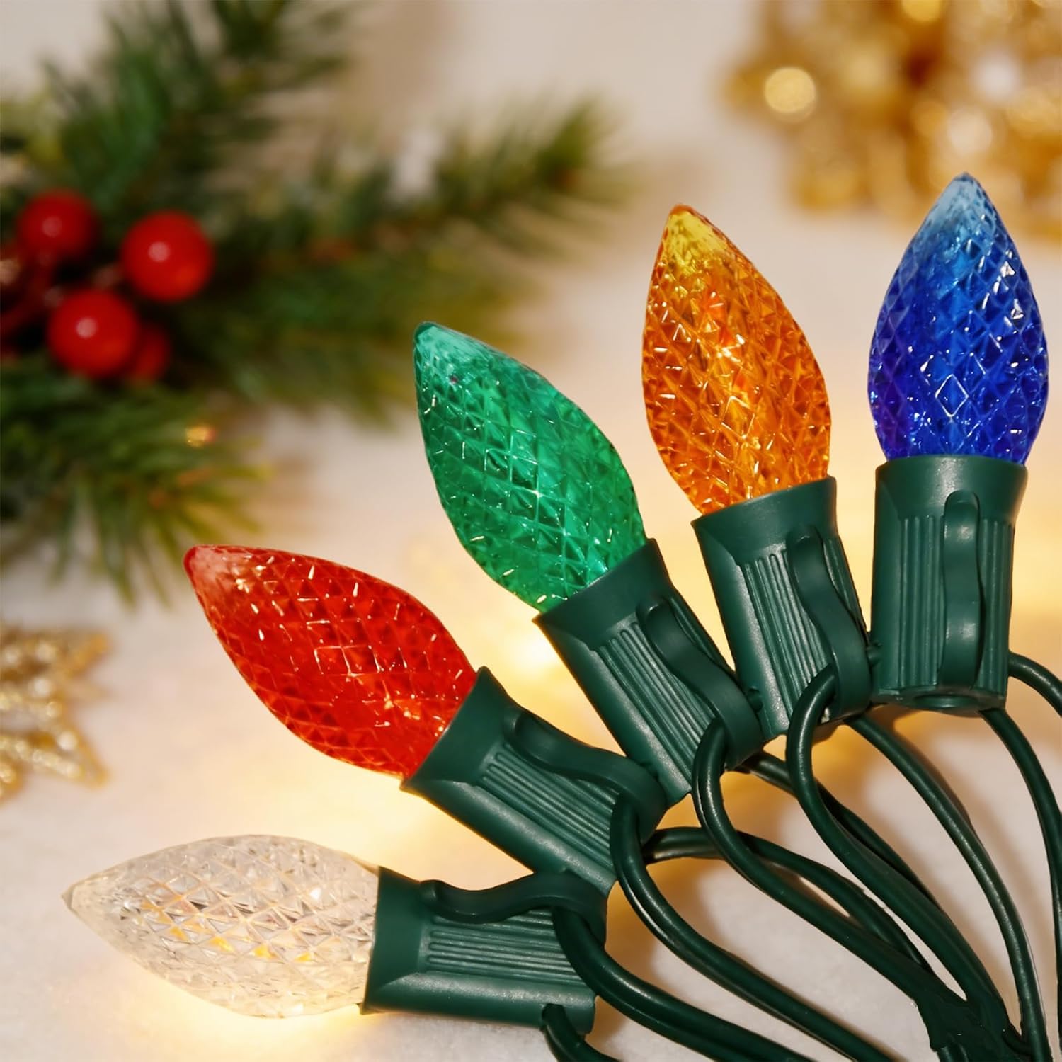 Oviejo C7 LED Christmas Lights Outdoor,25FT Multicolor C7 Christmas Light with 27 0.6w Diamond Bulb Fit E12 Base,Xmas Lights Outdoor for House, Yard, Garden, Christmas Tree Decoration, Green Wire