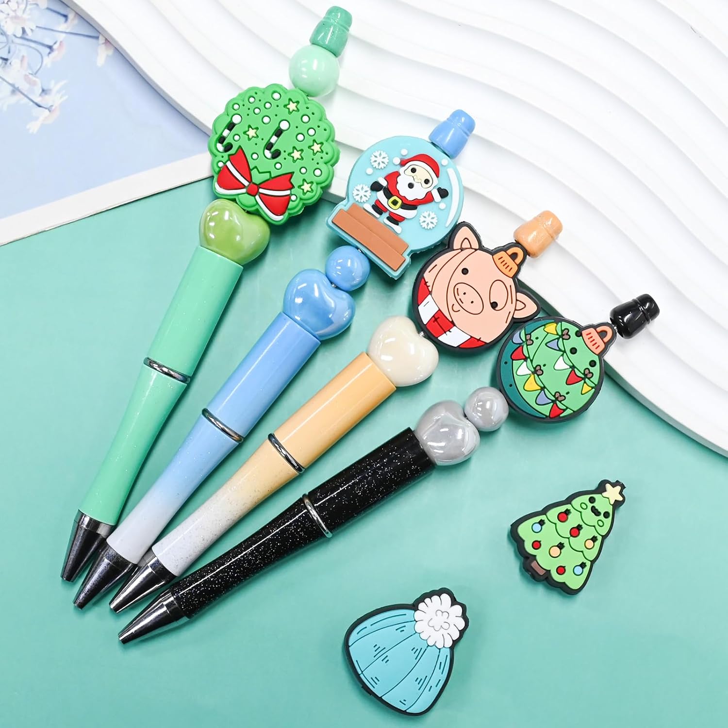 50PCS Christmas Focal Beads for pens, Silicone Focal Beads Bulk for Bead Pens Keychain Jewelry Making Bracelet Lanyard Making Kit