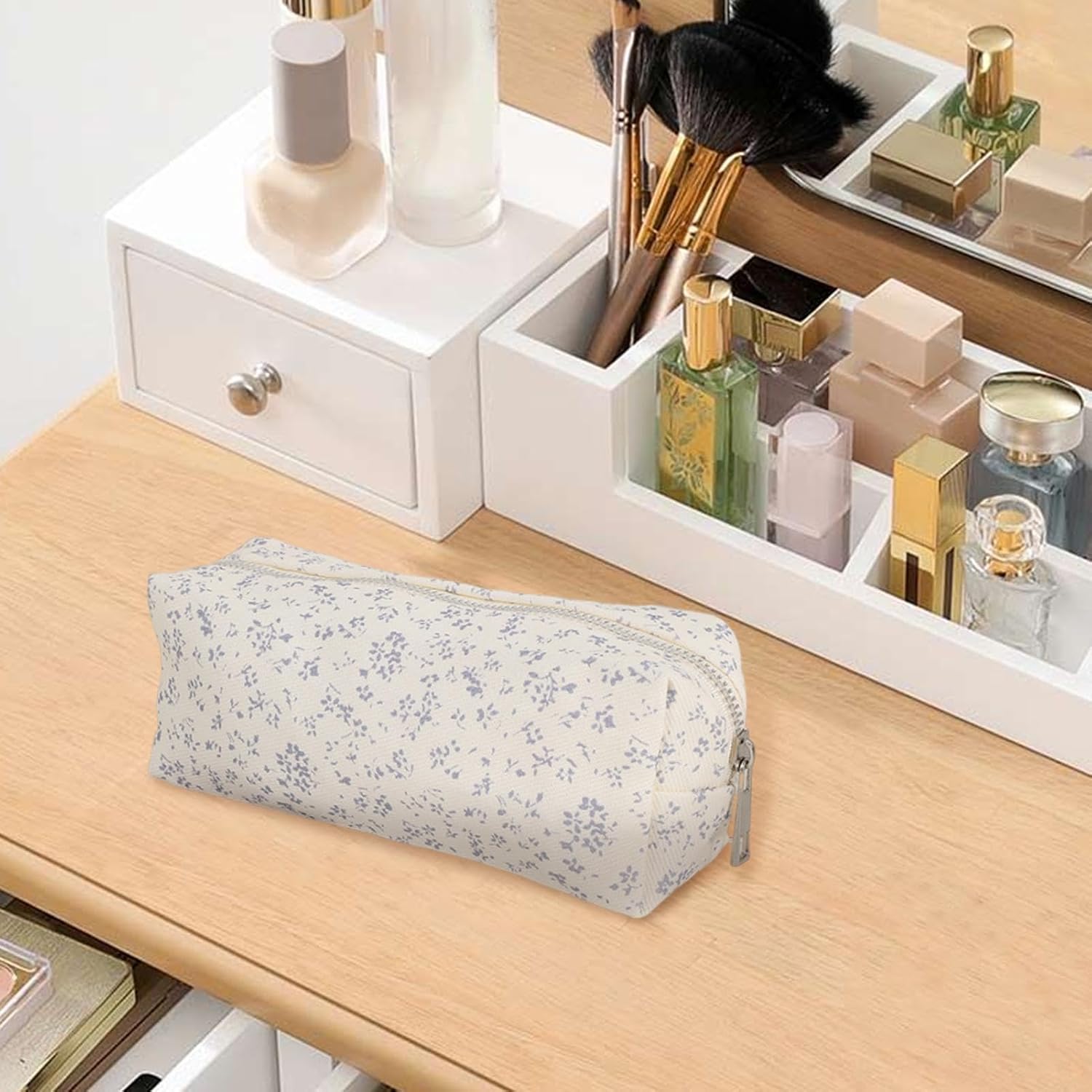 Travel Makeup Brush Holder Protective Storage Organizer, Portable Cosmetic image 3