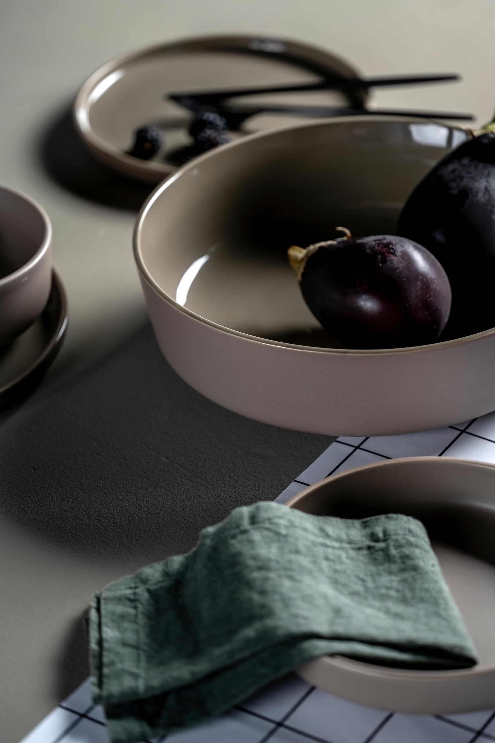LEONARDO HOME Roma 027925 Saladier en céramique avec surface émaillée, 1 pièce, Ø 29 cm, passe au micro-ondes et au lave-vaisselle, empilable, couleur taupe