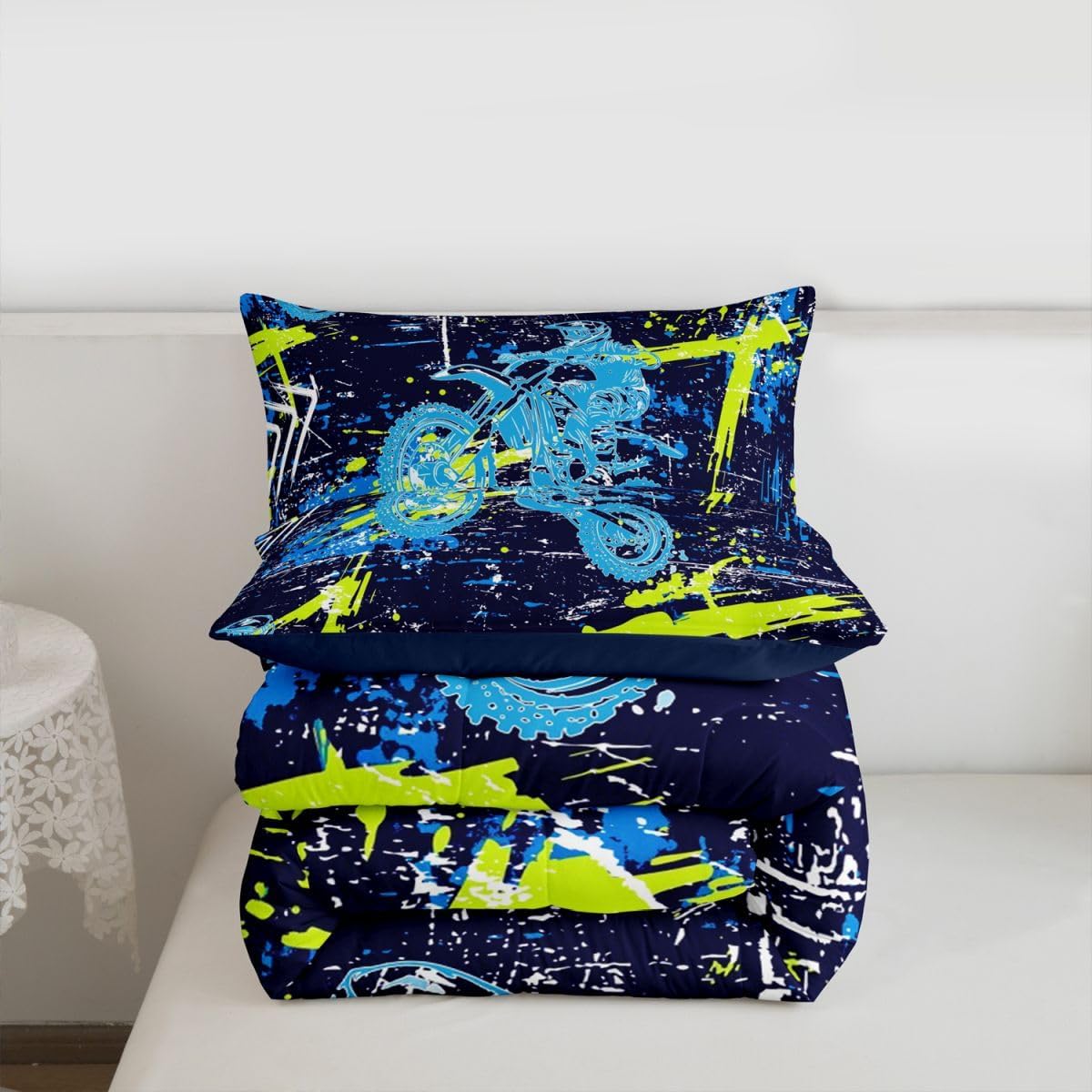 Feelyou Dirt Bike Kids Comforter Set Extreme Sports Bedding Set for Boys Girls Decor Racing Motocross Rider Comforter Urban Duvet Set Bedroom Quilt Set 2Pcs Twin Size - Image 4