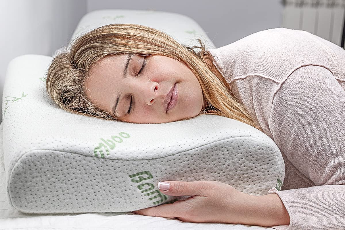 Cuscino cervicale viscoelastico a doppia altezza, ergonomico, riduce i dolori al collo e alla schiena, ideale per dormire sul lato e sulla bocca in alto, rivestimento lavabile in fibre di