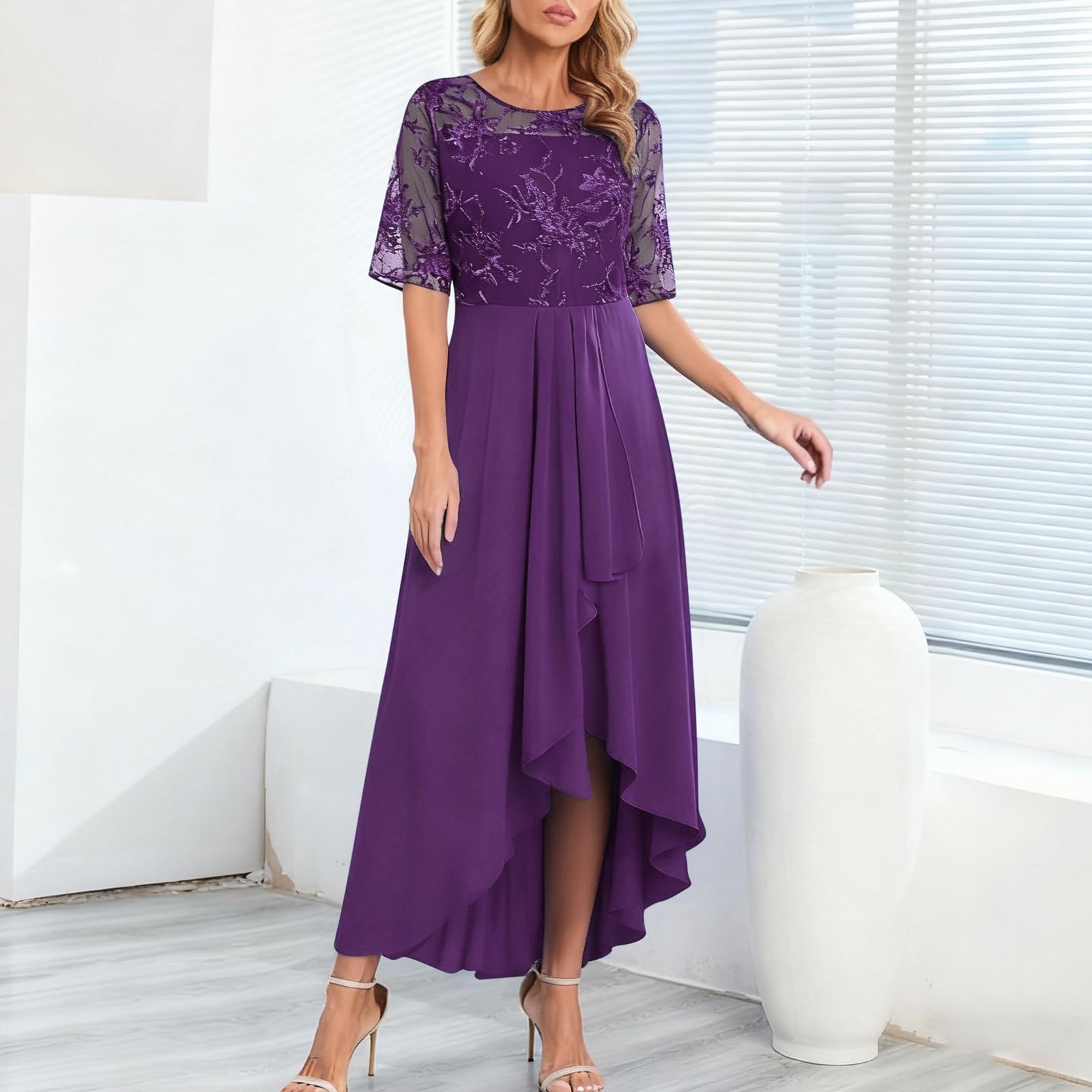 Elegante Vestido de cóctel con Gasa vaporosa y Encaje intrincado, diseño Calado para Ocasiones Formales y de Noche.#A