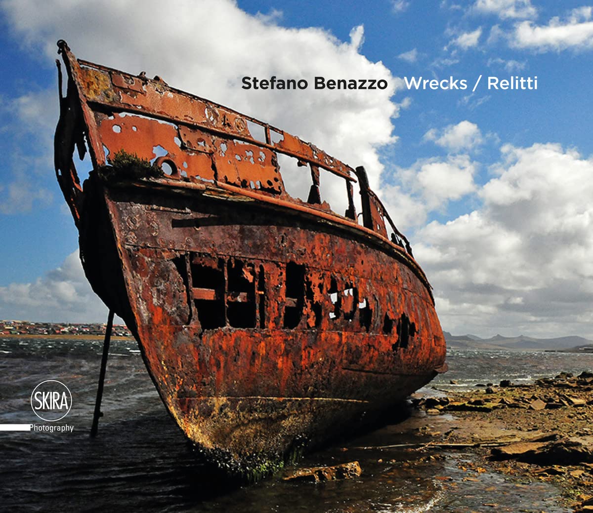 Wrecks livre photographie sous-marine et histoire des navires naufragés