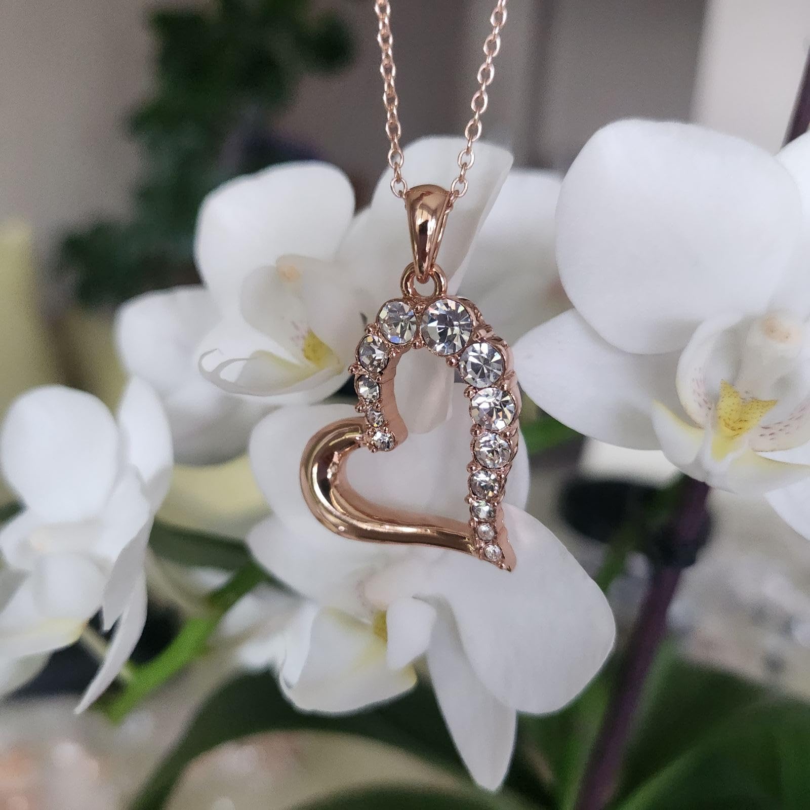 Crystalline Azuria Mujer 18ct Chapado en Oro Rosa Blanco Cristales Amor Corazón Juego de joyas Collar Pendientes para Mujer y Niña