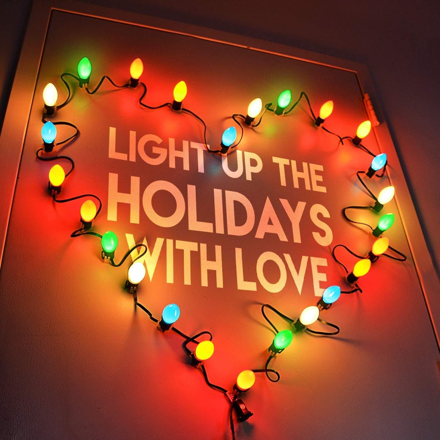 Crazy Clearance Extra Strong Magnetic Christmas Light Clips Holiday Lighting Magnet for C9 Holiday Lighting Sockets, can be used for Patio Lighting, and with Christmas Tree and Edison Globe String lights. Pack of 100