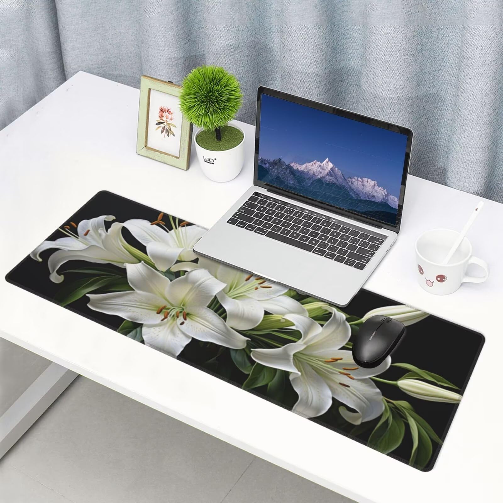 Tappetino Mouse, Tappetino Mouse Gaming Grande XXL 1500x800x3mm Tappetino Scrivania Mouse Pad, Base in Gomma Antiscivolo, Bordi Cuciti, Mousepad per Ufficio e Gaming (Fiore di giglio bianco) R-8