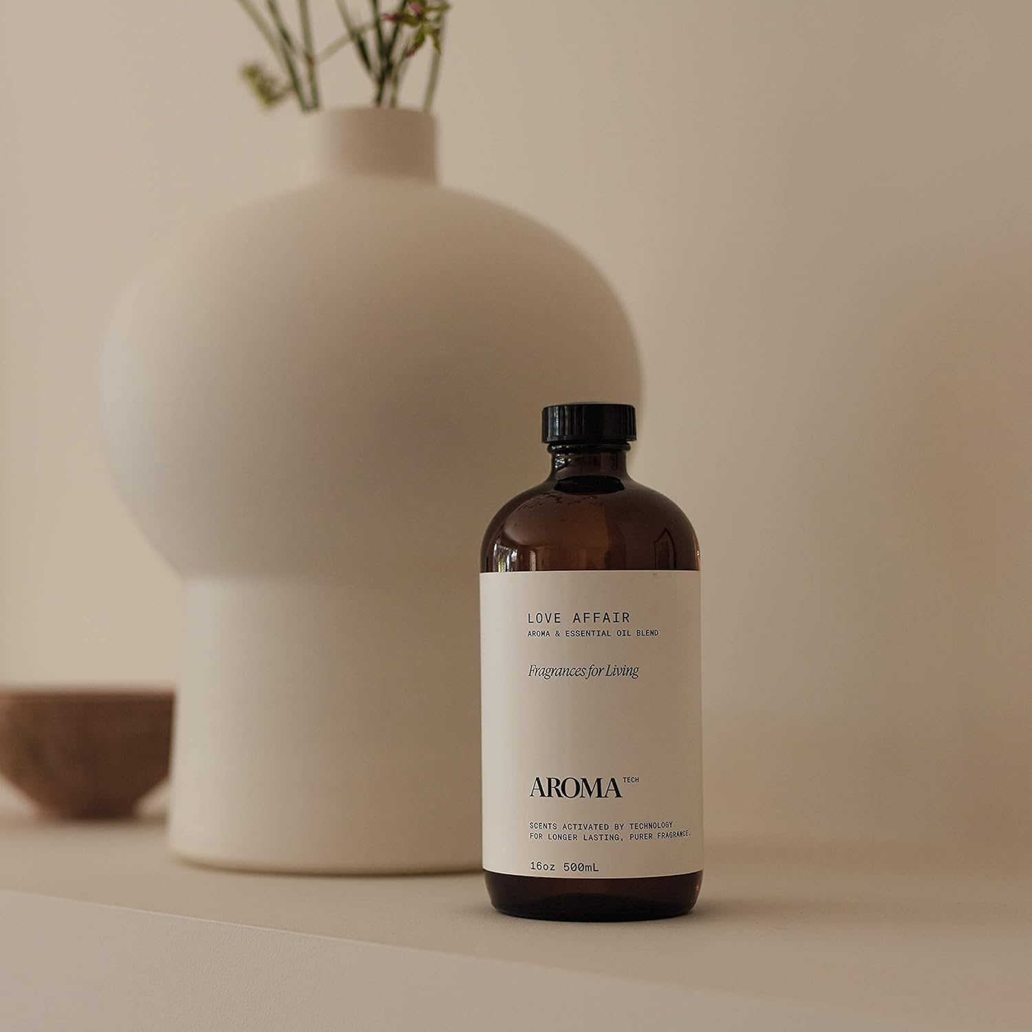 AromaTech Love Affair, Oud Saphir, Fresh Linen Aroma Oil for Scent Diffusers - 500 Milliliter
