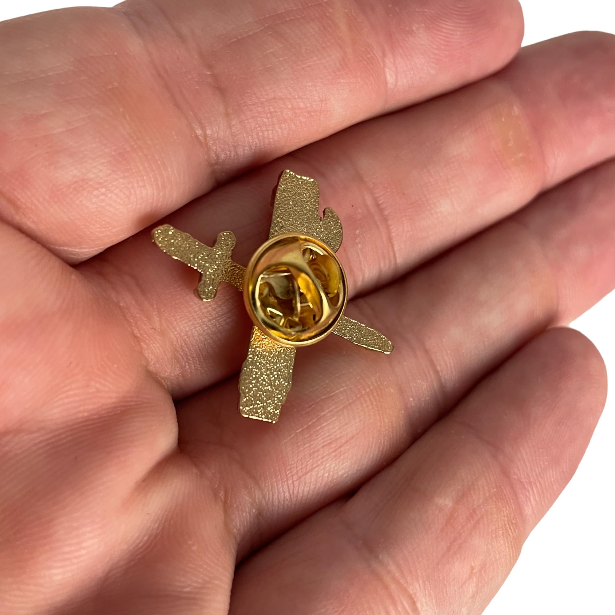 Pin emblema Guardia Civil España aleación zamak baño eléctrico dorado 1.9x1.7 cm colección