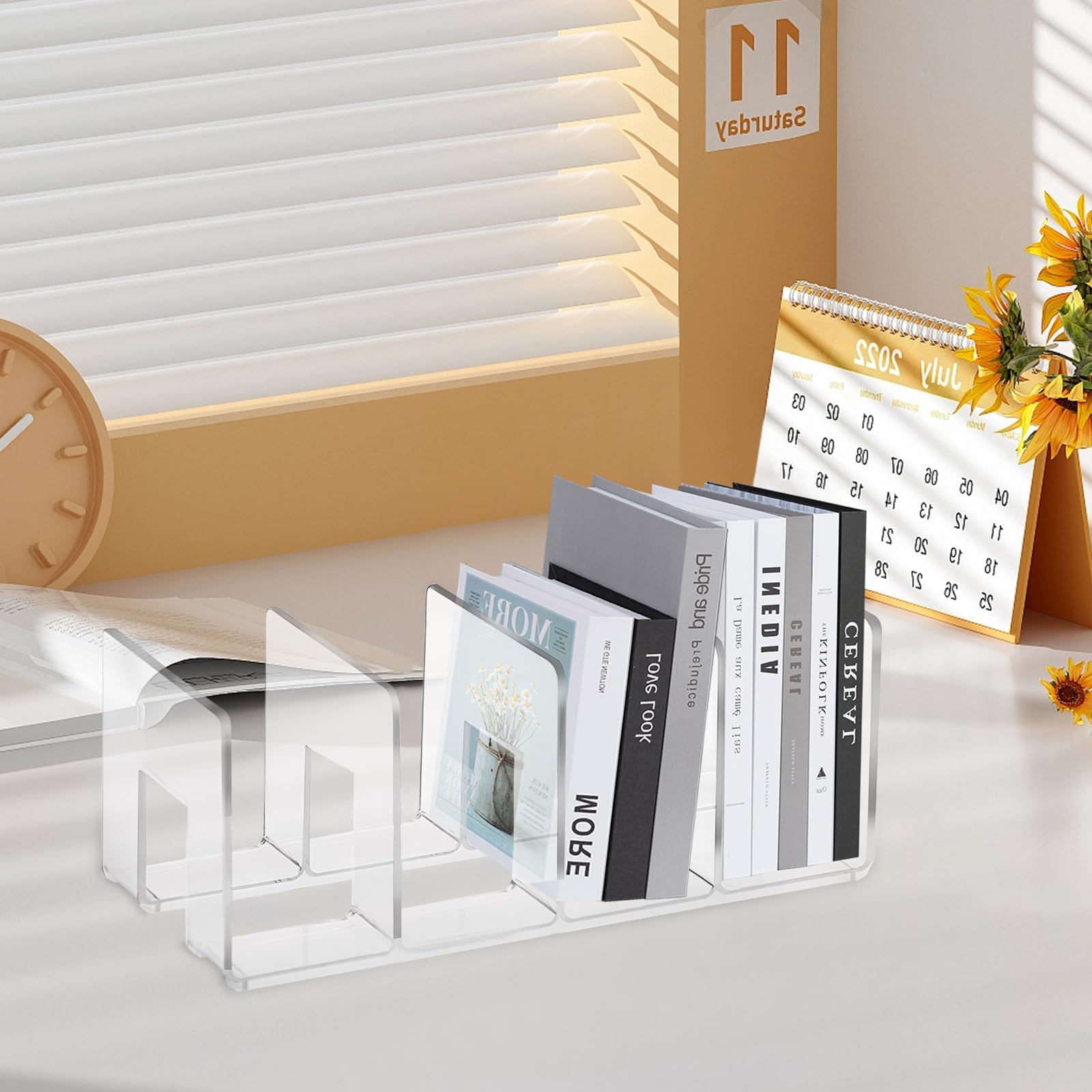 Organizador de Archivos Acrílico Transparente, Organizador Vertical de Escritorio Soporte de Libros Acrílico para Hogar, 4 compartimentos, Divisor de Estante para Revistas y Documentos, 32x14,5x13cm