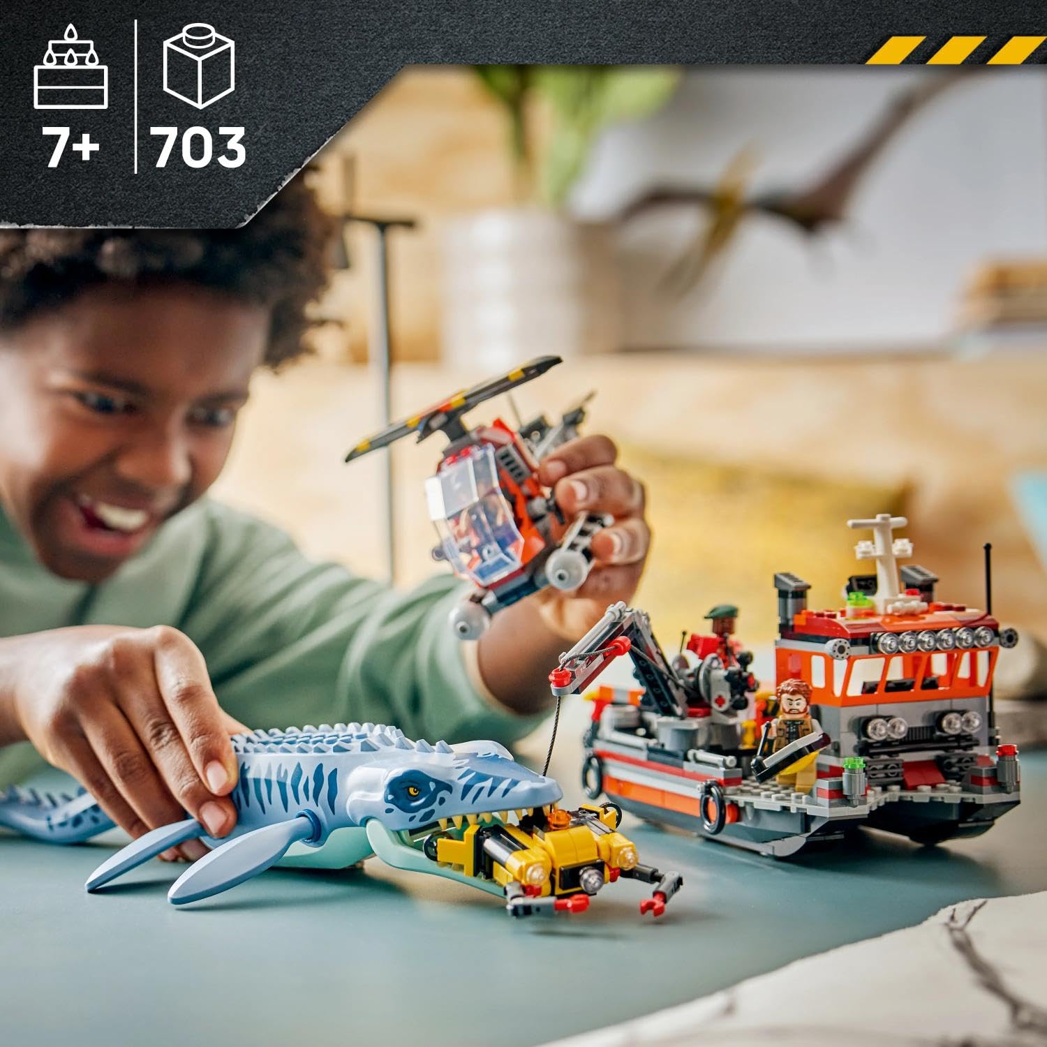 LEGO Jurassic World Ataque del Dinosaurio Marino Mosasaurus – Barco de Juguete, Figura de Dinosaurio, Helicóptero y 3 Minifiguras – Regalo para Niños y Niñas de 7+ Años Fans de El Renacer – 77983