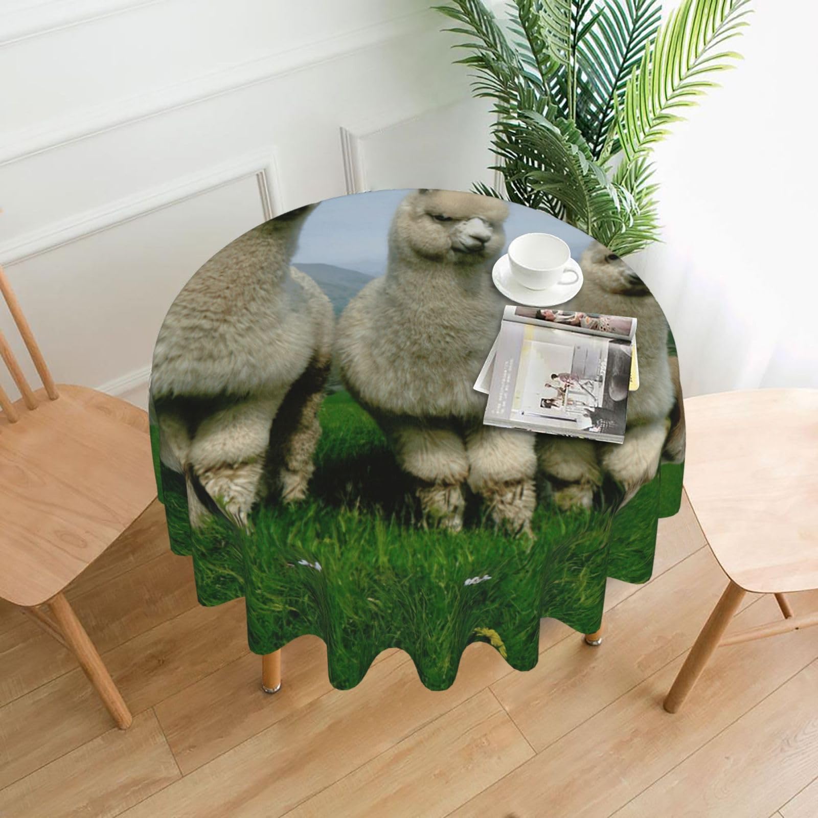 Uusnwaa Alpaca Family Print Round Tablecloth 60 Inch, Stain Wrinkle Resistant Washable Polyester Table Cover For Kitchen Party