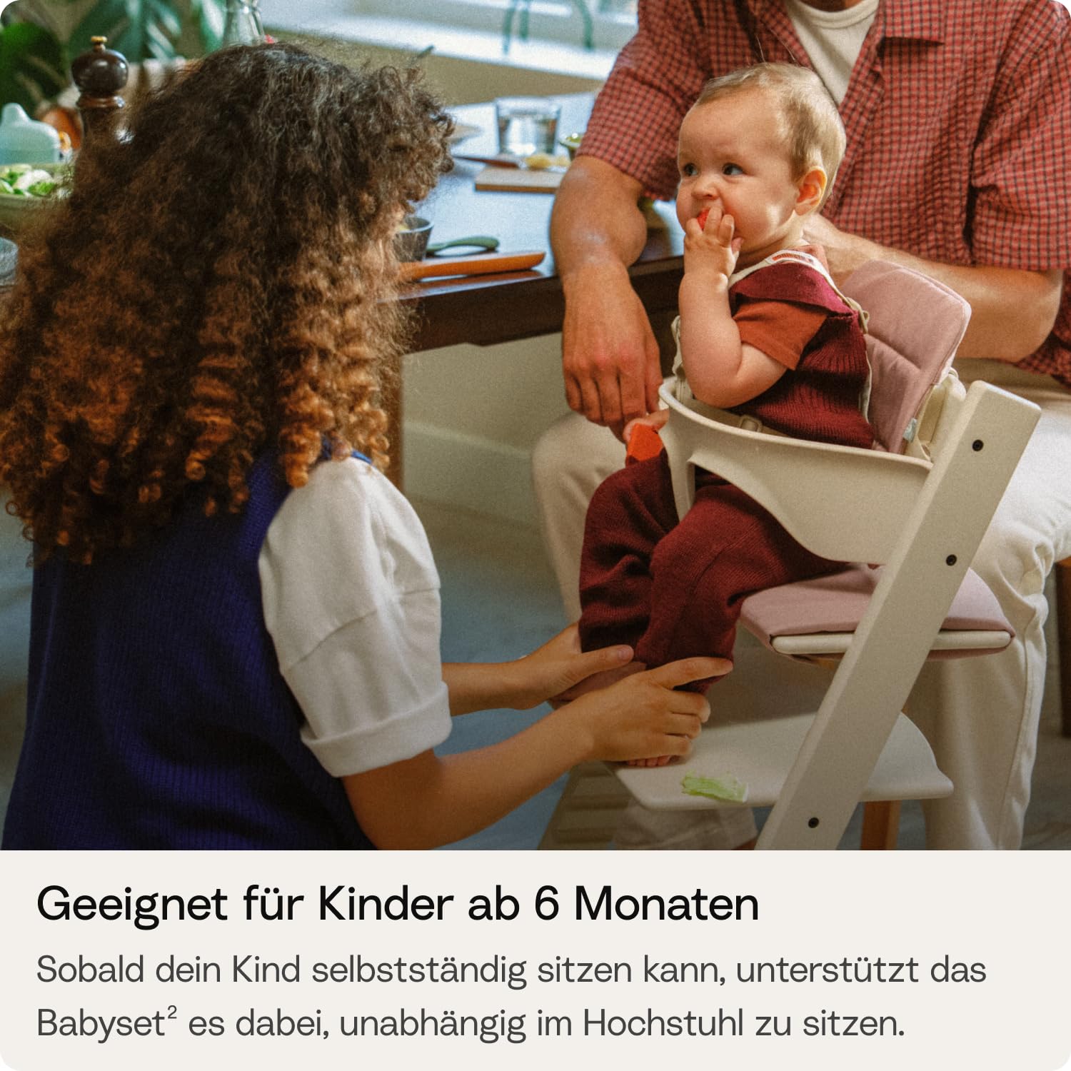 Stokke Tripp Trapp Hochstuhl (Glacier Green) mit Stokke Tray (White) - ein verstellbares, ergonomisches und leicht zu reinigendes Babyset für Kinder im Alter von 6-36 Monaten