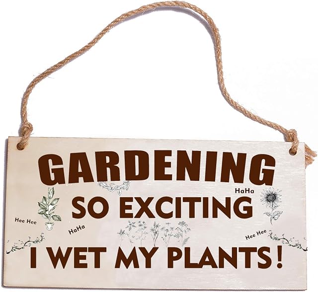 HONZEE Gardening Gifts Sign Gardening So Exciting I Wet My Plants Funny Wetting Pants Novelty Garden Plaque Gift for Women Men