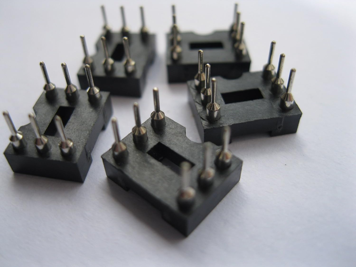 400 Pcs IC Socket Adapter Round 6 Pin headers & (IC) Sockets Pitch 2.54mm X=7.62mm