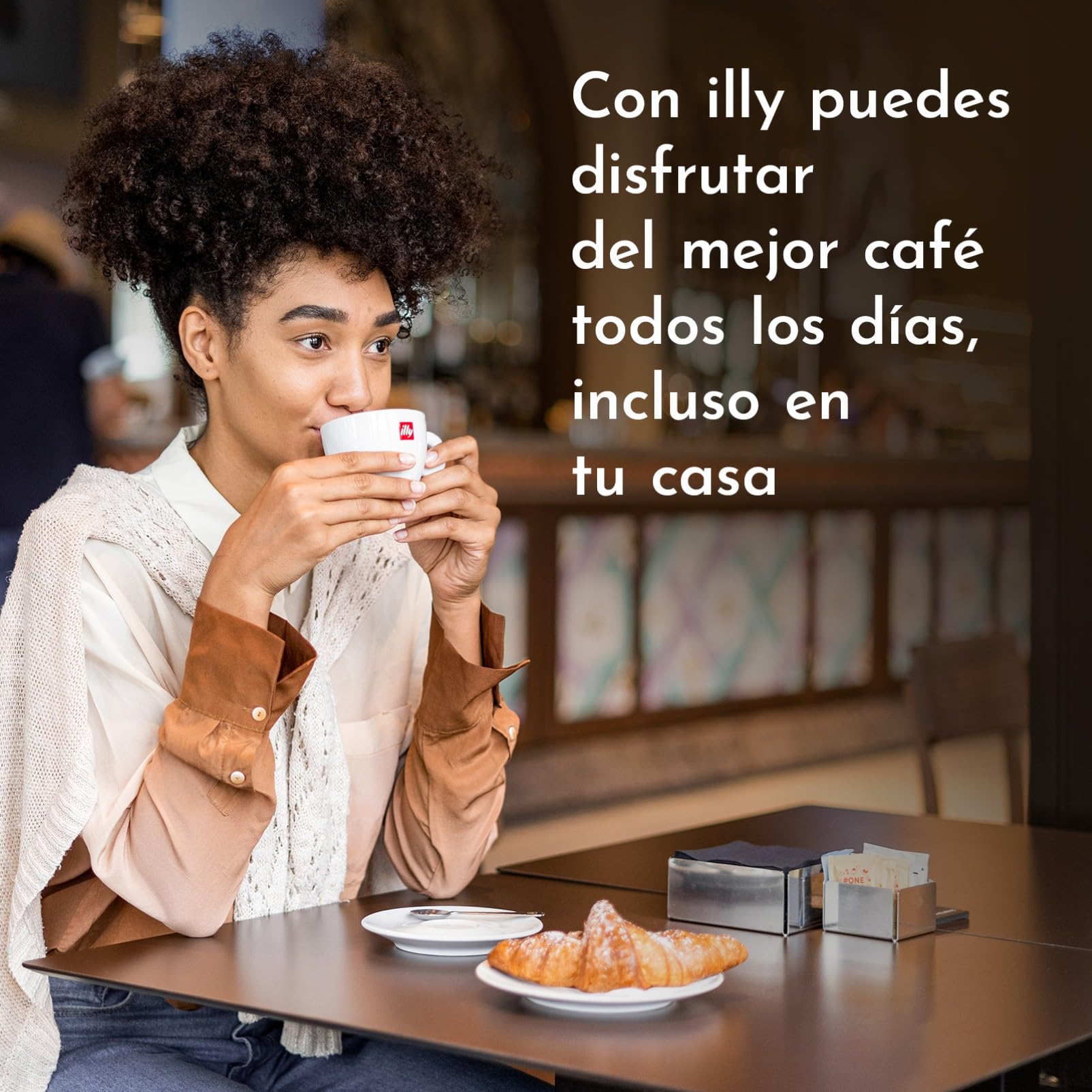 illy, Máquina de Café Iperespresso Y3.3 para Café Espresso y Americano, Rejilla de dos Alturas, Apagado y Descalcificación Automática, Compatible con Cápsulas Iperespresso, Color Negro