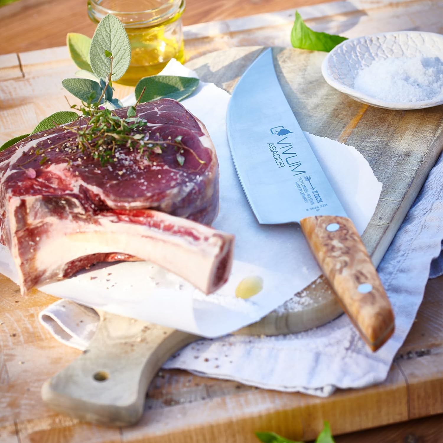 F. DICK – VIVUM BBQ Knife ASADOR – Paring Knife for Barbecue with 8.6" blade & 58 HRC - Ideal for cutting large meat & fish pieces - Stainless steel - Ultra sharp - Birchwood handle – Made in Germany