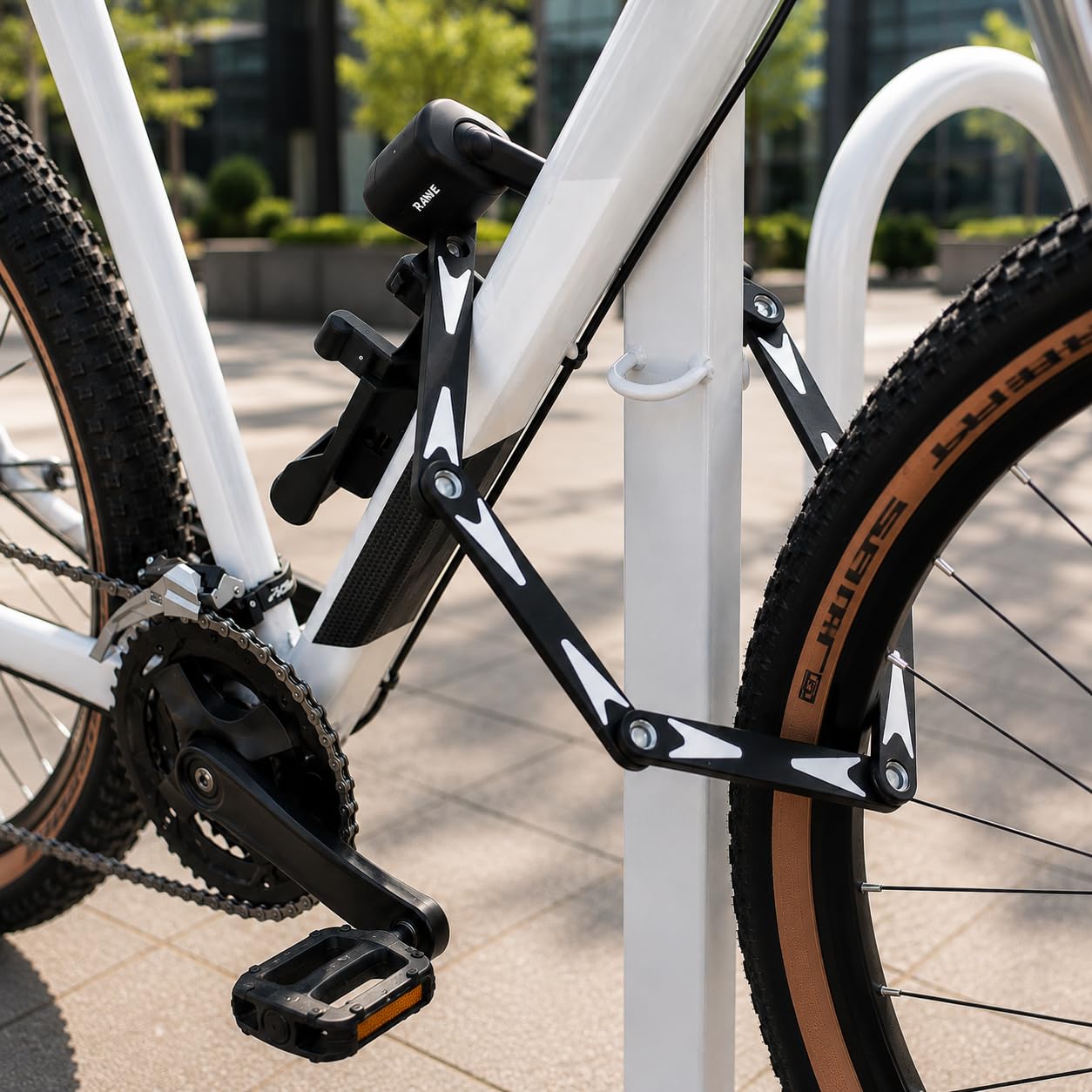 RAVE Faltschloss 95 cm – Fahrradschloss mit Halterung & Schlüssel – stabiles Sicherheits-Faltschloss für Fahrrad, E-Bike & MTB – schwarz