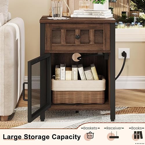 Miniatura 5 de FATORRI Mesa auxiliar con estación de carga, mesa auxiliar de granja con cajón, mesita de noche de madera rústica y metal y mesitas de noche para