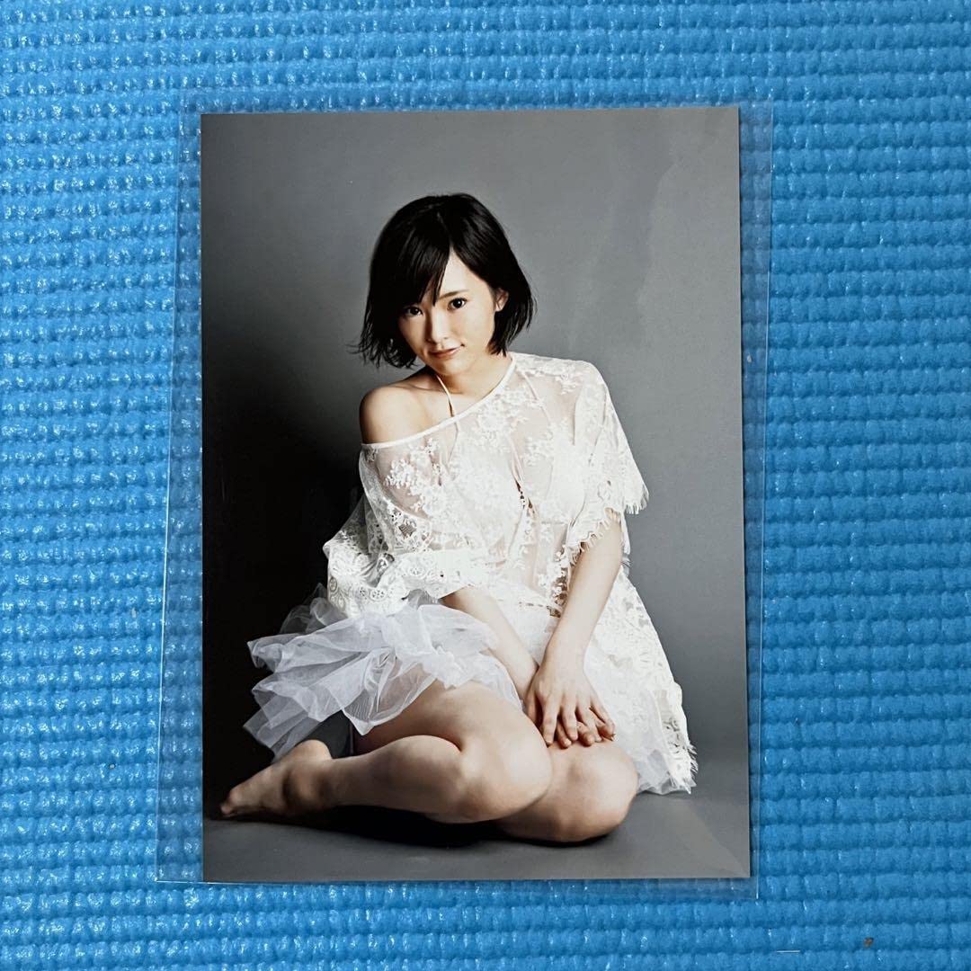 Amazon.co.jp: 山本彩 写真集 生写真 セット : おもちゃ