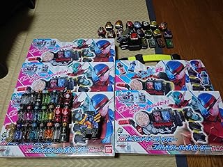 Amazon Co Jp 仮面ライダー鎧武 ガイム 仮面ライダービルド おもちゃ