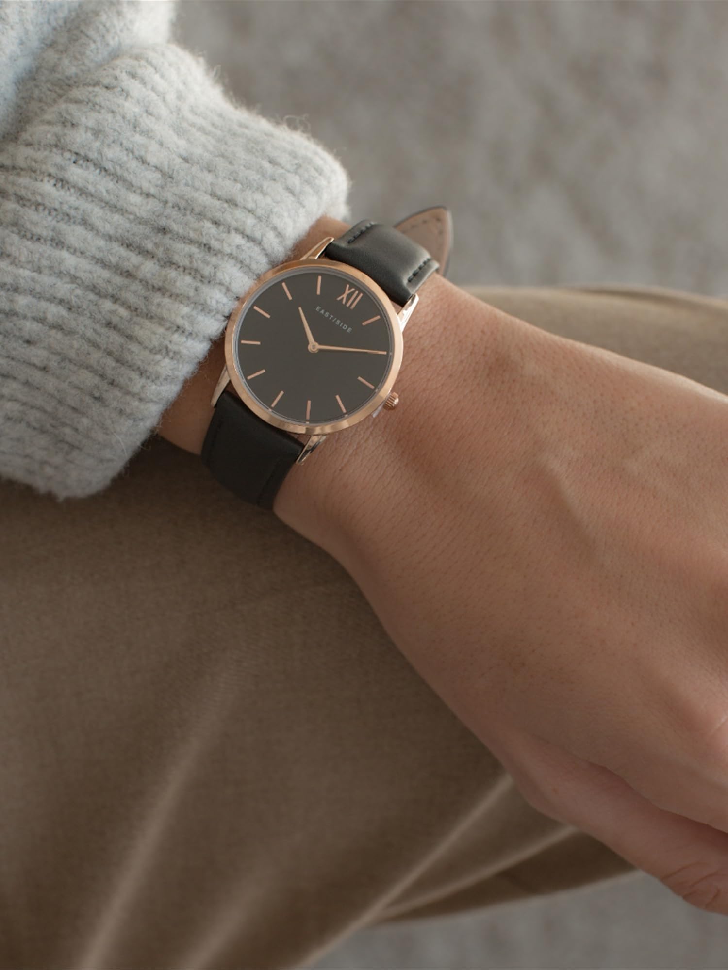 Eastside Damen Uhr Roségold mit Echtleder Armband Schwarz 3 ATM Quarzwerk | analog,Mineralglas,Strichindizes,Schwert-Zeiger,Armbanduhr,Fashionuhr,10080023