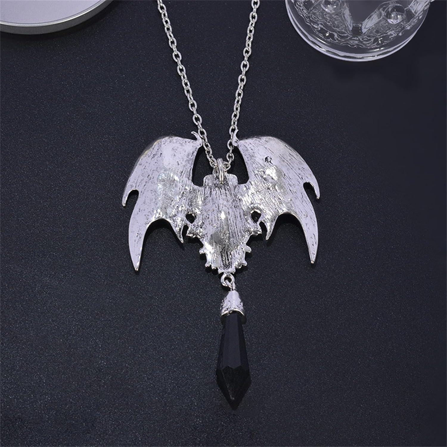 Gothic Bat Crystal Earrings Necklace Set for Women Vintage Punk Victoria Bat Wings Necklace Vampirina Witch Accessories Halloween Cosplay Party Jewelry Set - Image 7