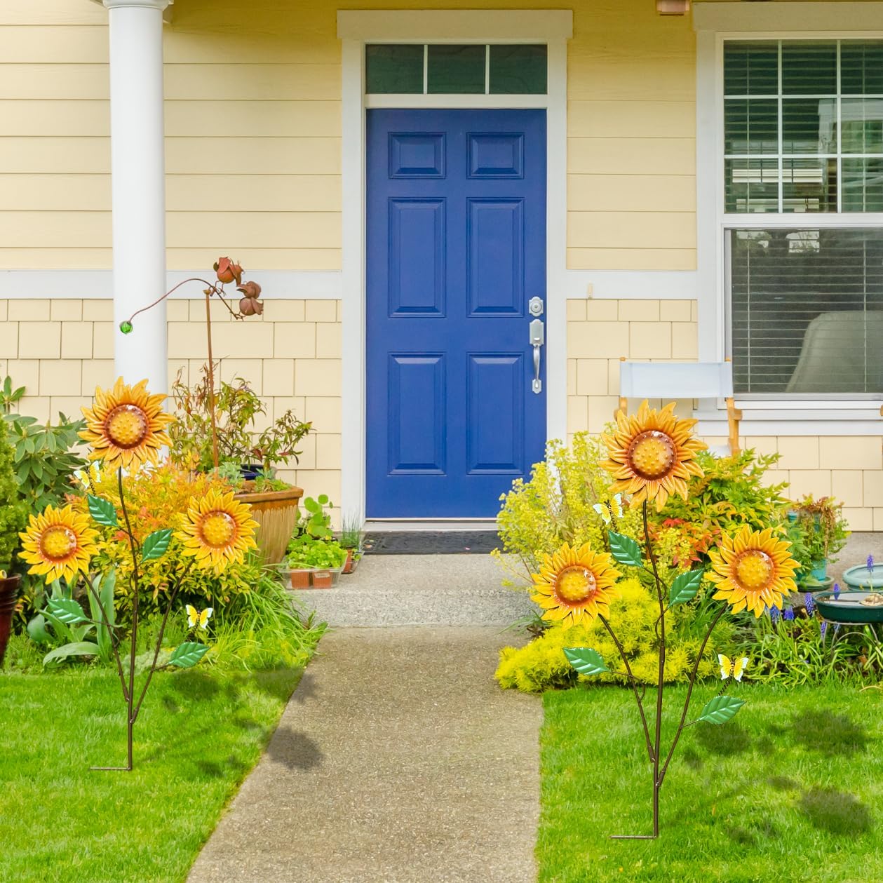 Metal Flowers for Outside, 30-Inch Iron Sunflower Garden Stakes Set of 2, Metal Yard Art Outdoor and Garden, Decorative Garden Stakes for Patio & Lawn Decor (Yellow)
