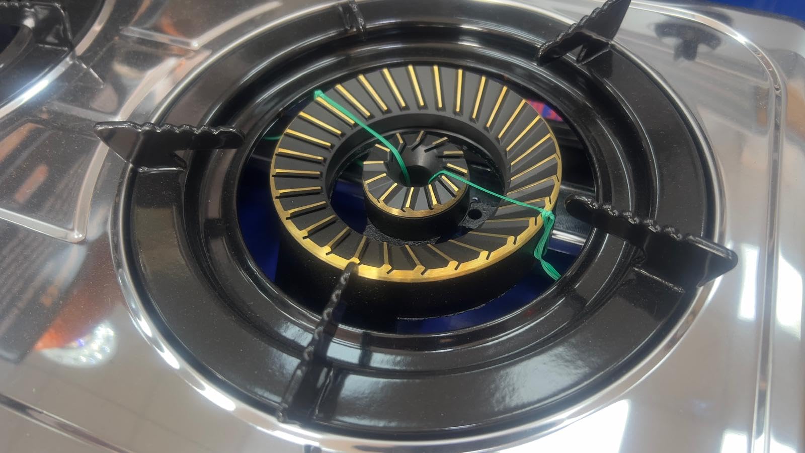 Réchaud Gaz Double 2 Brûleurs 3.4/4.3 KW, Allumage Piézo | WhichOne