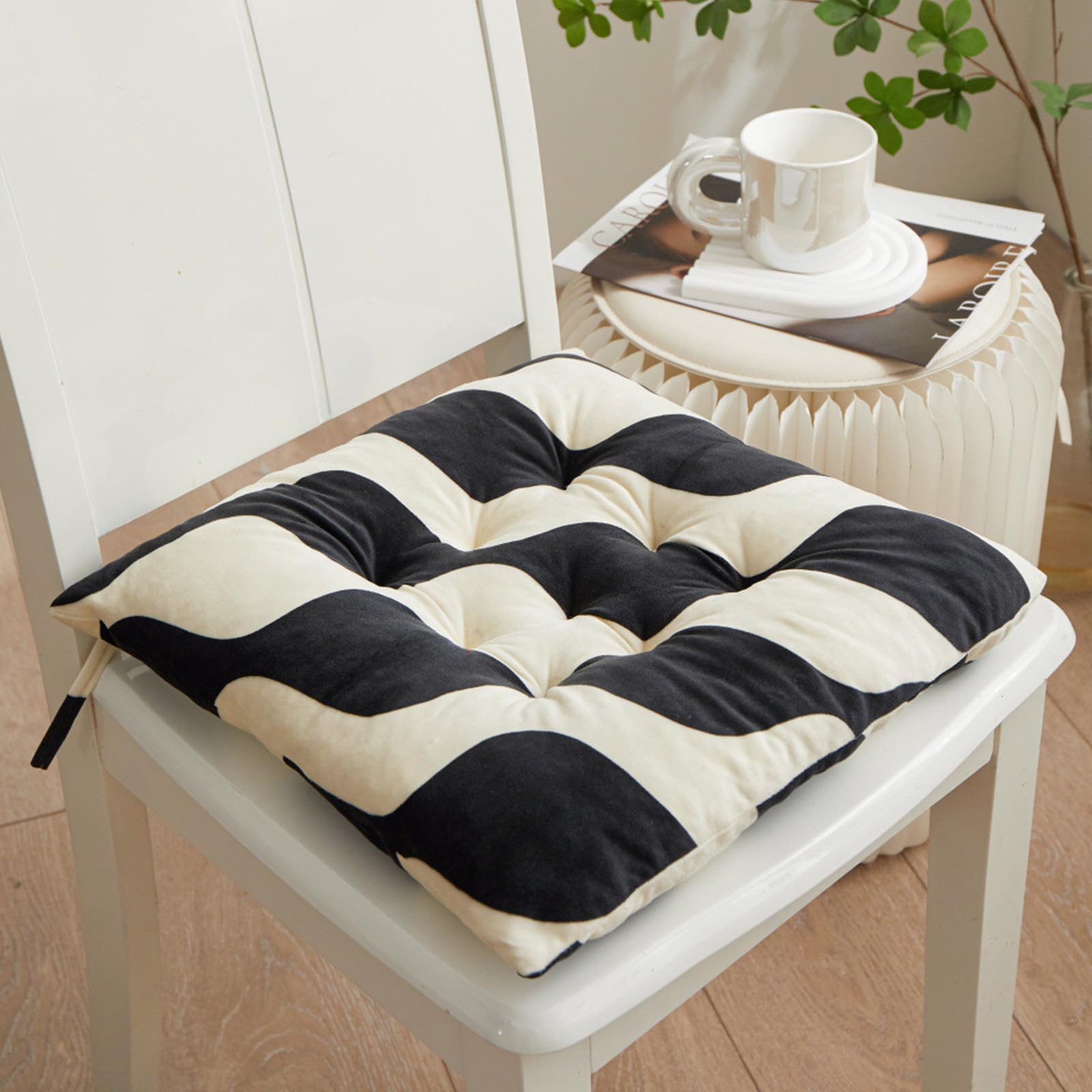 Hixingo Pack de 2 Cojin para Silla de Salon, Cojines para Sillas de Comedor Cojin para Silla Nordica Antideslizante Pastille Ondulée Suave Cojines de Asiento for Home Garden (40cm,Negro)