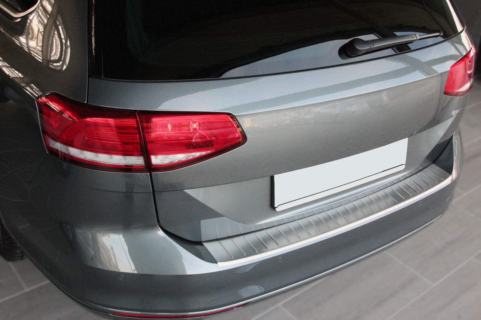Recambo | Protector de Parachoques Trasero | Compatible con Volkswagen Passat B8 Passat + Alltrack | a Partir de 2014 | Acero Inoxidable Mate | Protección Borde de Carga