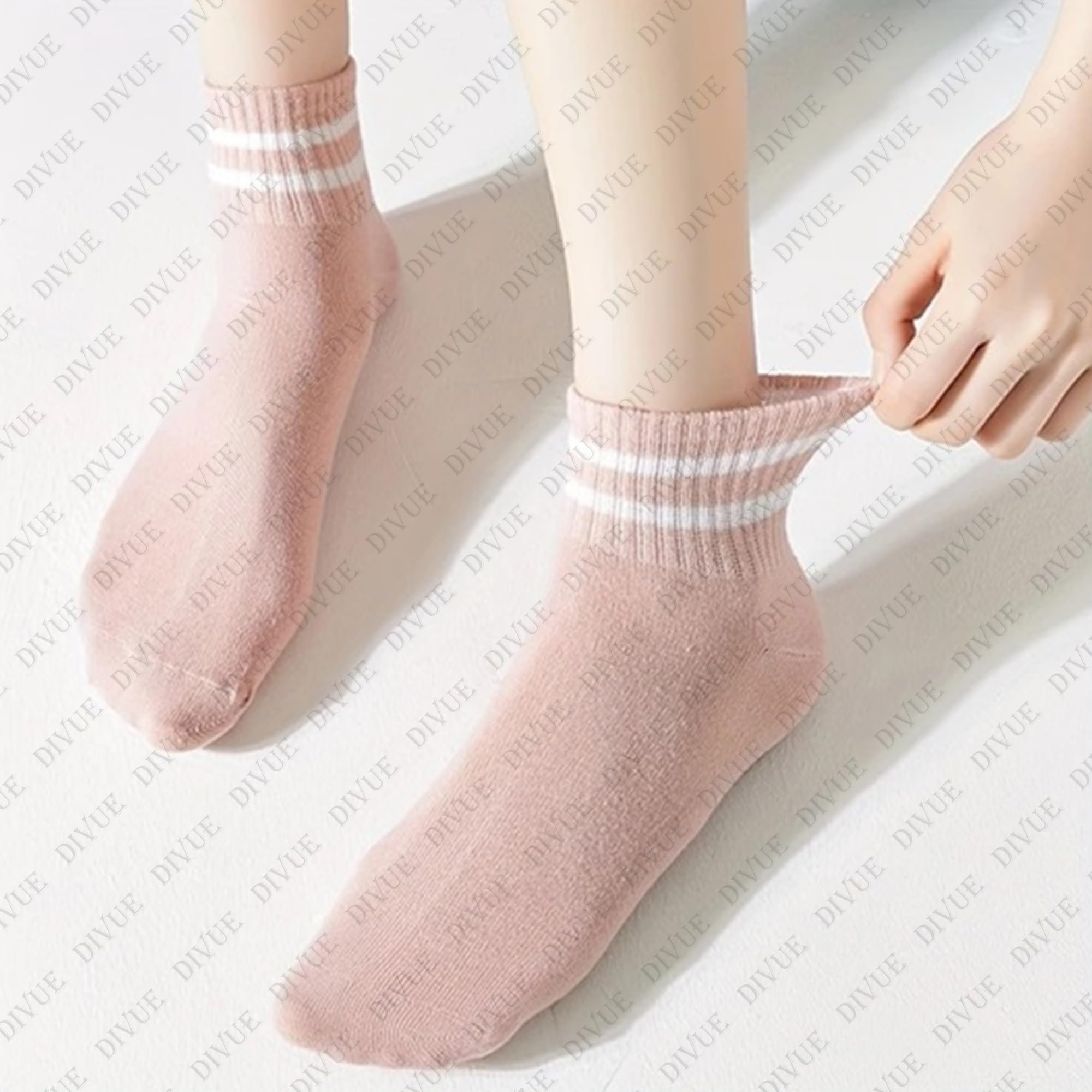 VAIDUE Girls & Women Ankle Length Cotton Socks Pack of 5 Combo | Soft Breathable Multi-Color Casual Socks for Daily Use | Comfortable Stretch Fit, Durable, Lightweight Stylish Design for Daily Wearing 3
