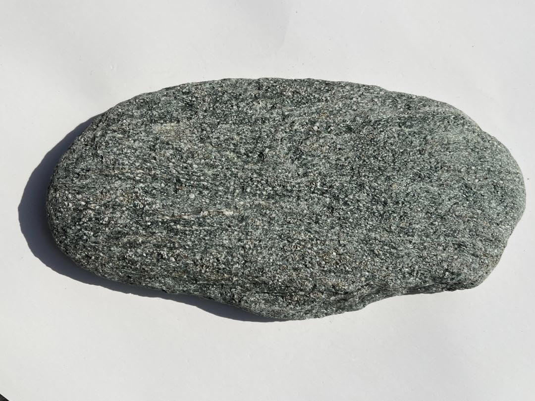 緑色の石6.4kg 緑色片岩？ 置物 コレクション 原石 天然石 グリーン