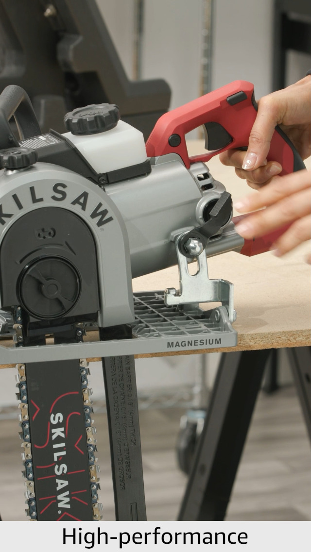 SKILSAW SPT55-11 16 In. Worm Drive SAWSQUATCH Carpentry Chainsaw