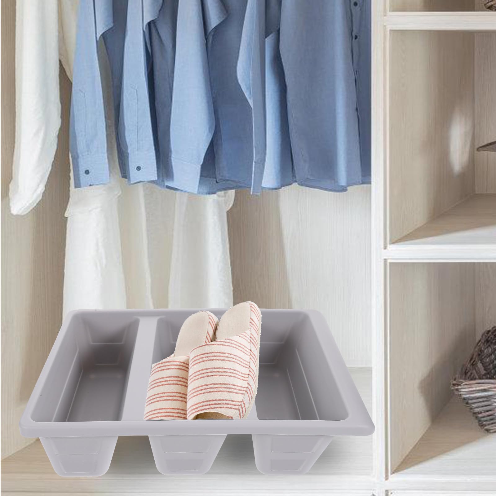 Angoily Lot de 4 Plateaux à Chaussures Empilables en Polypropylène Gris et Gris Clair Rangement Compact pour Chaussures Organisateur Multi-Grilles pour Placard Solution Gain de Place