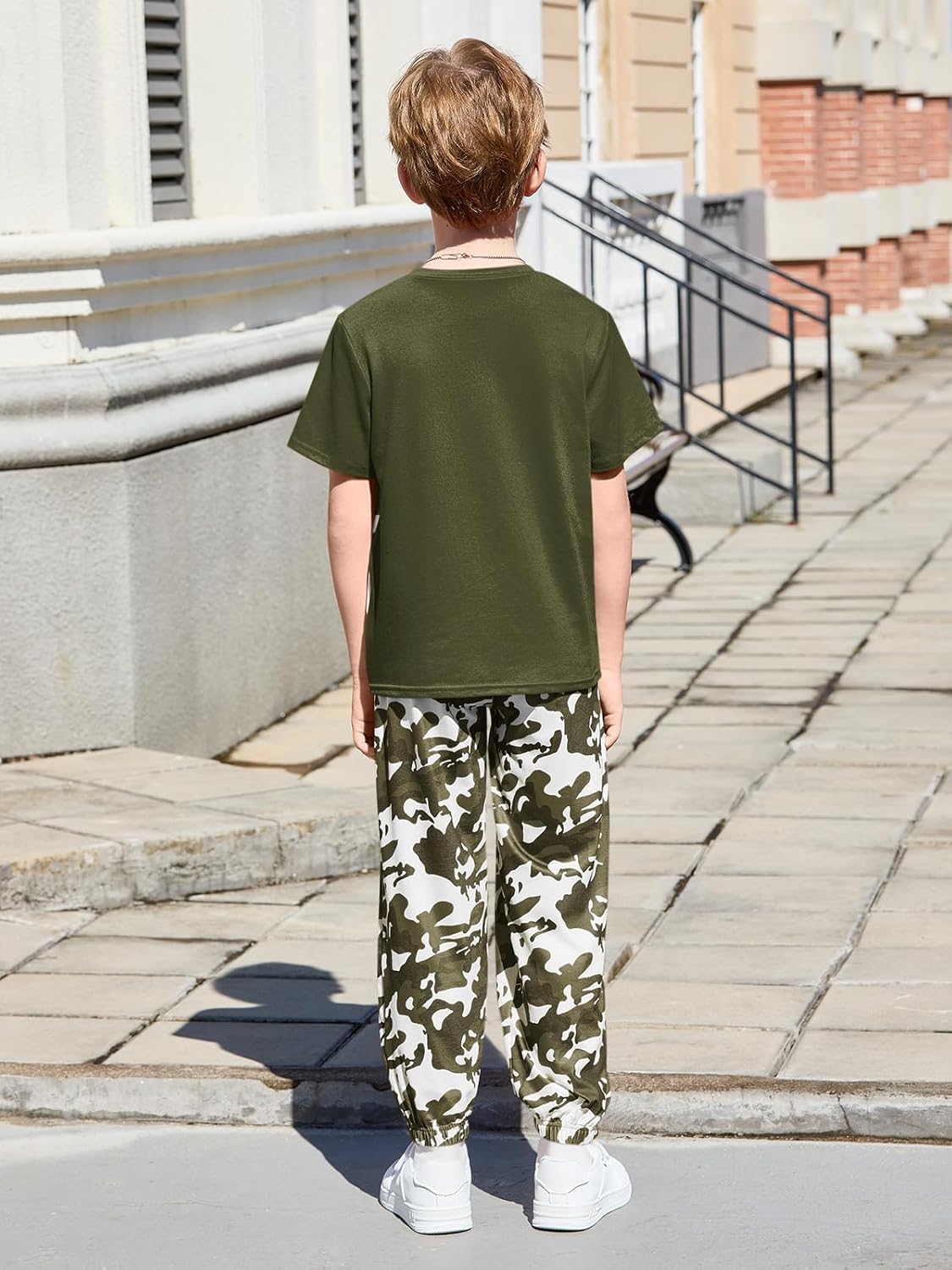 Haloumoning Boys 2 Piece Outfits Kids Colorblock Short Sleeve T-Shirts and Camouflage Pants Clothes Set 5-14 Years