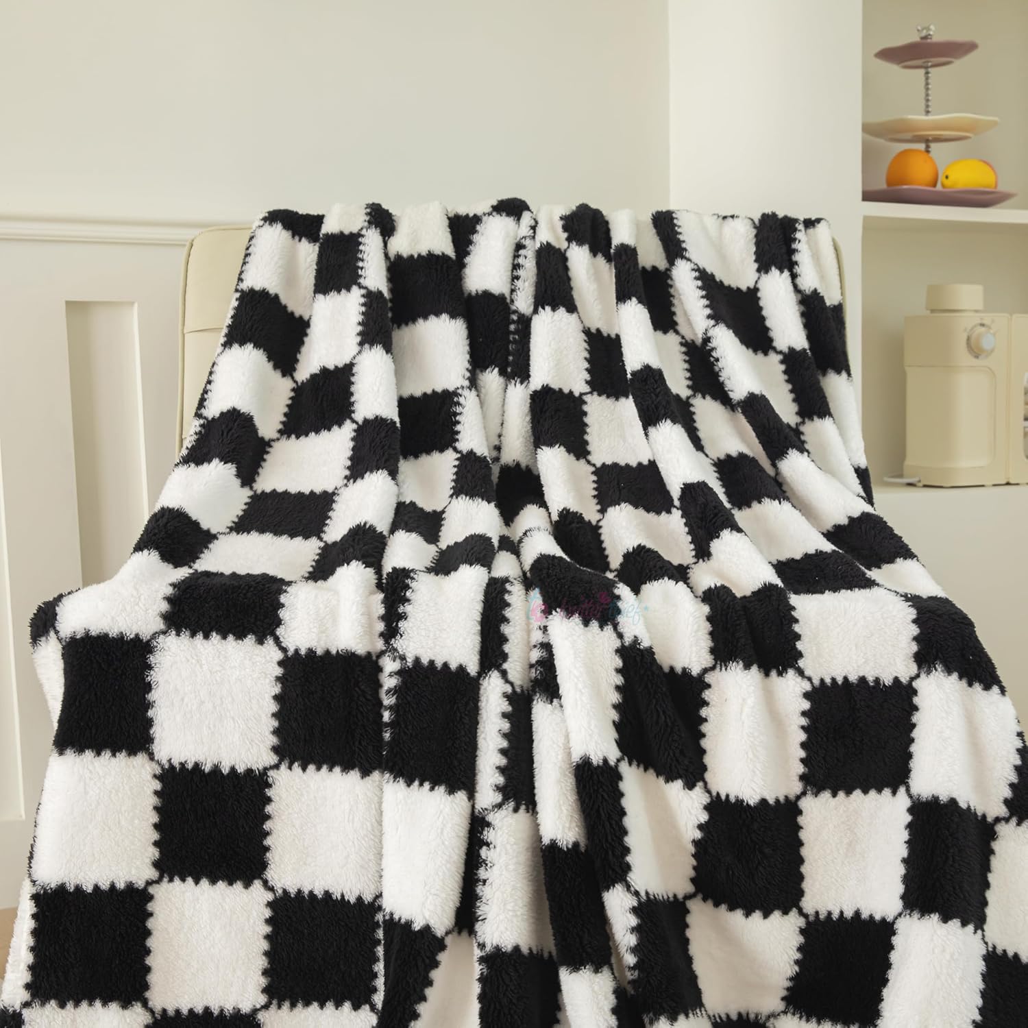 Butterthief Cozy Super Soft Warm Double Layered Kids Sherpa Blanket All Season Baby Blanket for Winter Toddlers Boys & Girls 1-6 Years (Size -100 x 150cm) (White & Black)-image-21