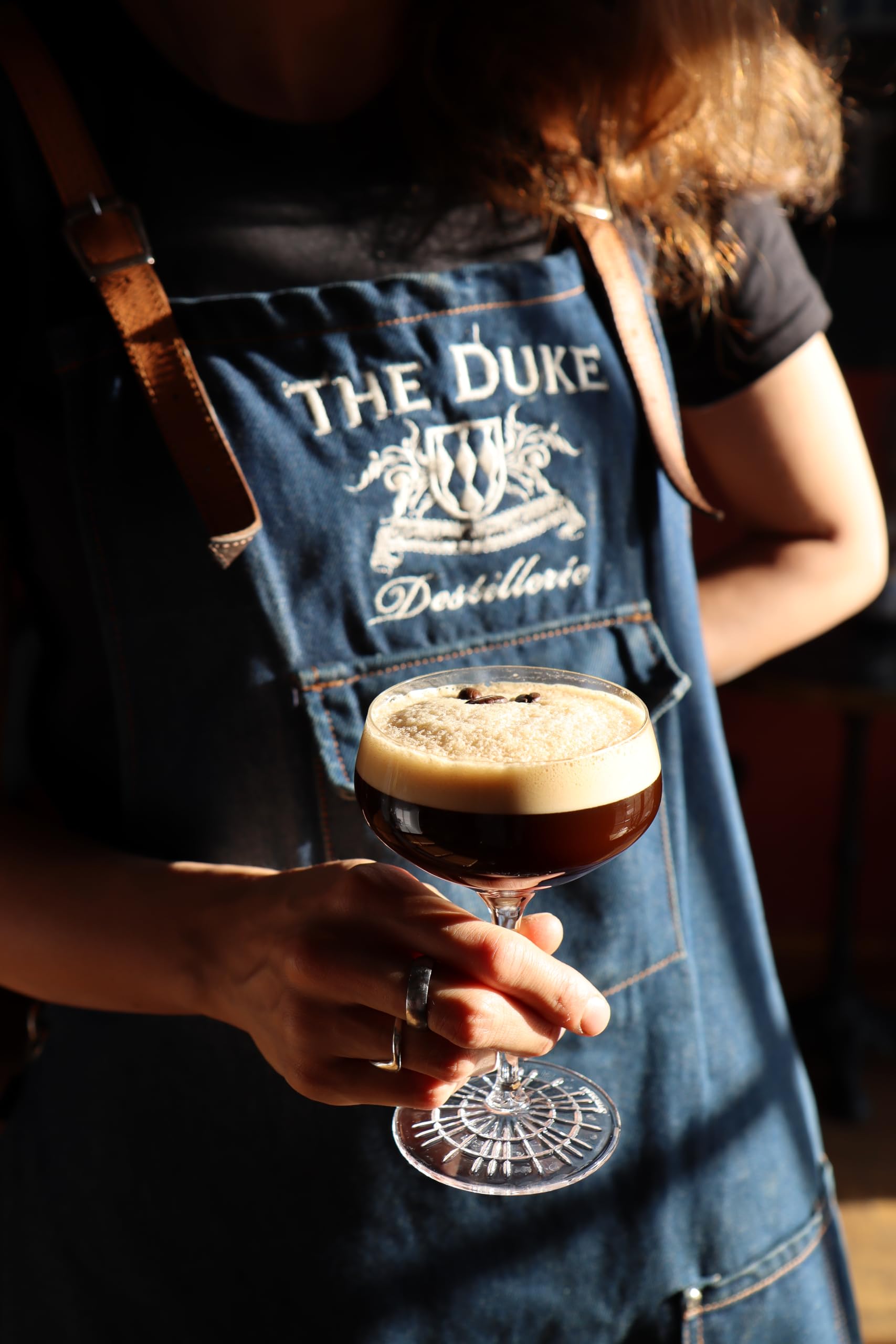 THE DUKE – Entgeistert | Alkoholfreie Alternative | Ohne künstliche Aromen | Basis für Cocktails | aus fruchtig-mediterranen Botanicals | 500 ml