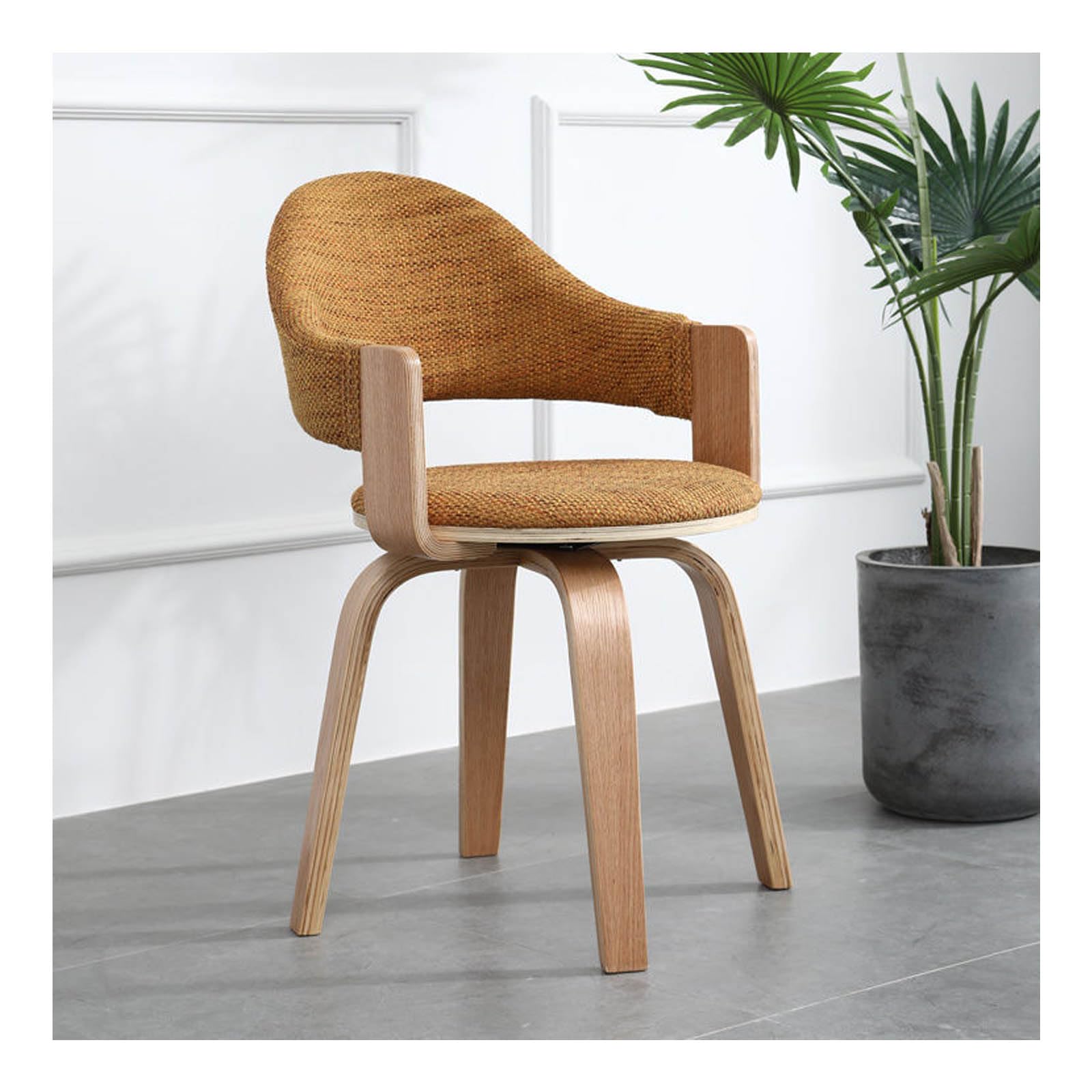 Chaise design rétro contre le mal de dos avec siège rembourré et accoudoirs en bois
