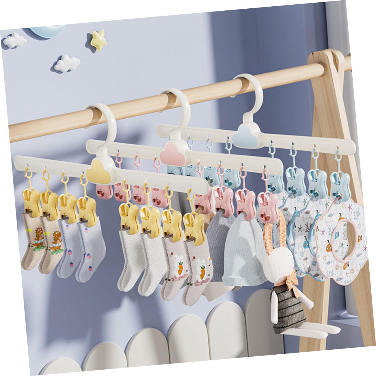 Cabilock 4 Sätze Wäscheständer Für Babysocken Wäscheklammerständer Klappbar Socken Trocknen Kleiderständer Kinder Kinderkleiderbügel Kleiderbügel Für Den Kleiderschrank 3 Stück * 4